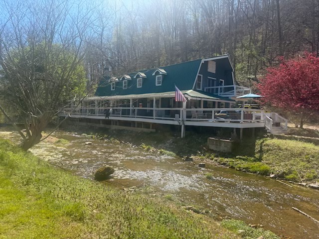 4073 New Highway 96, W — photo