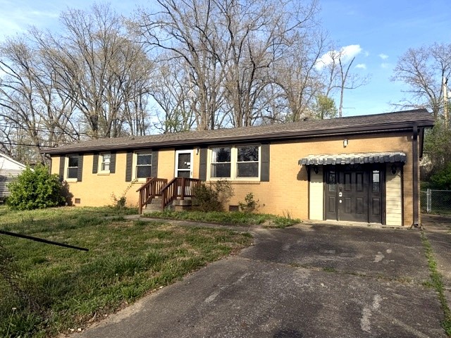 204 Yorktown Rd — photo