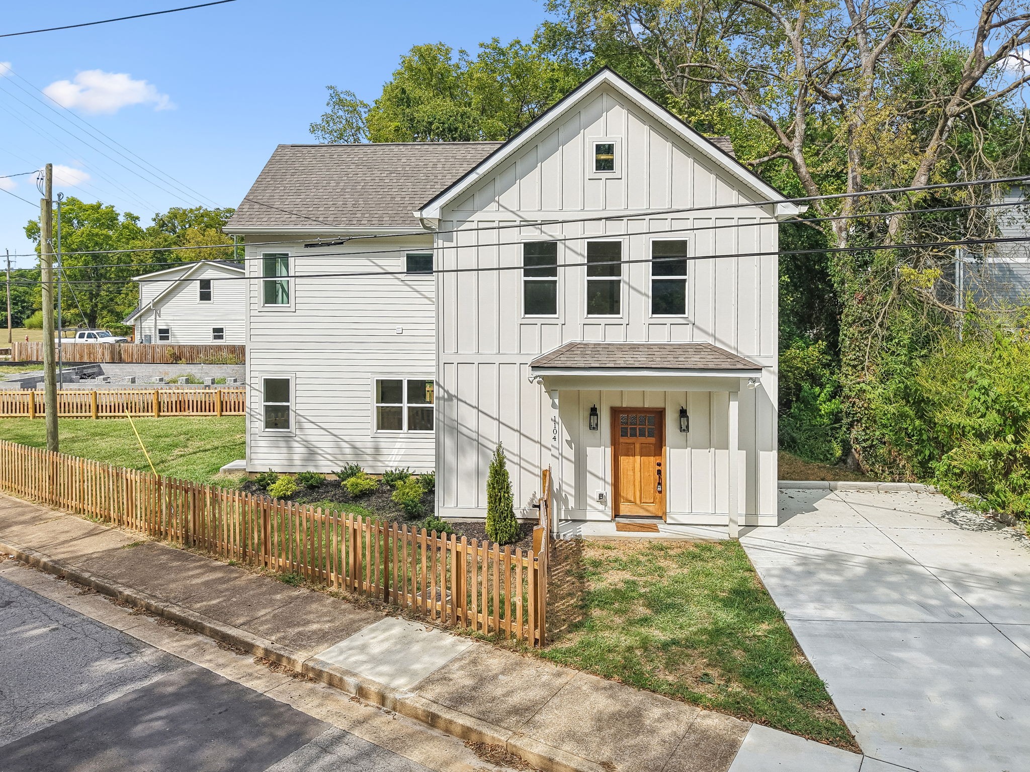 1104 McFerrin Ave — photo