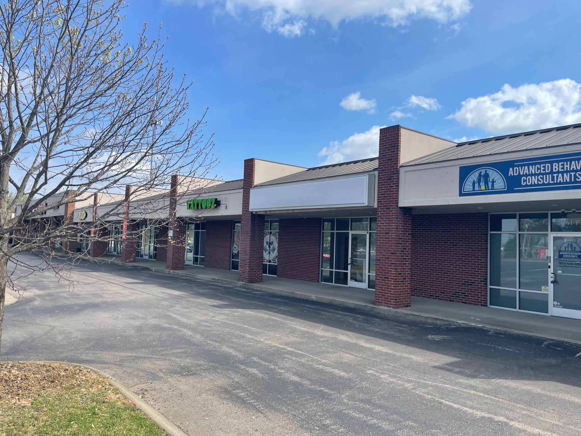 3441 Ft Campbell Blvd — photo