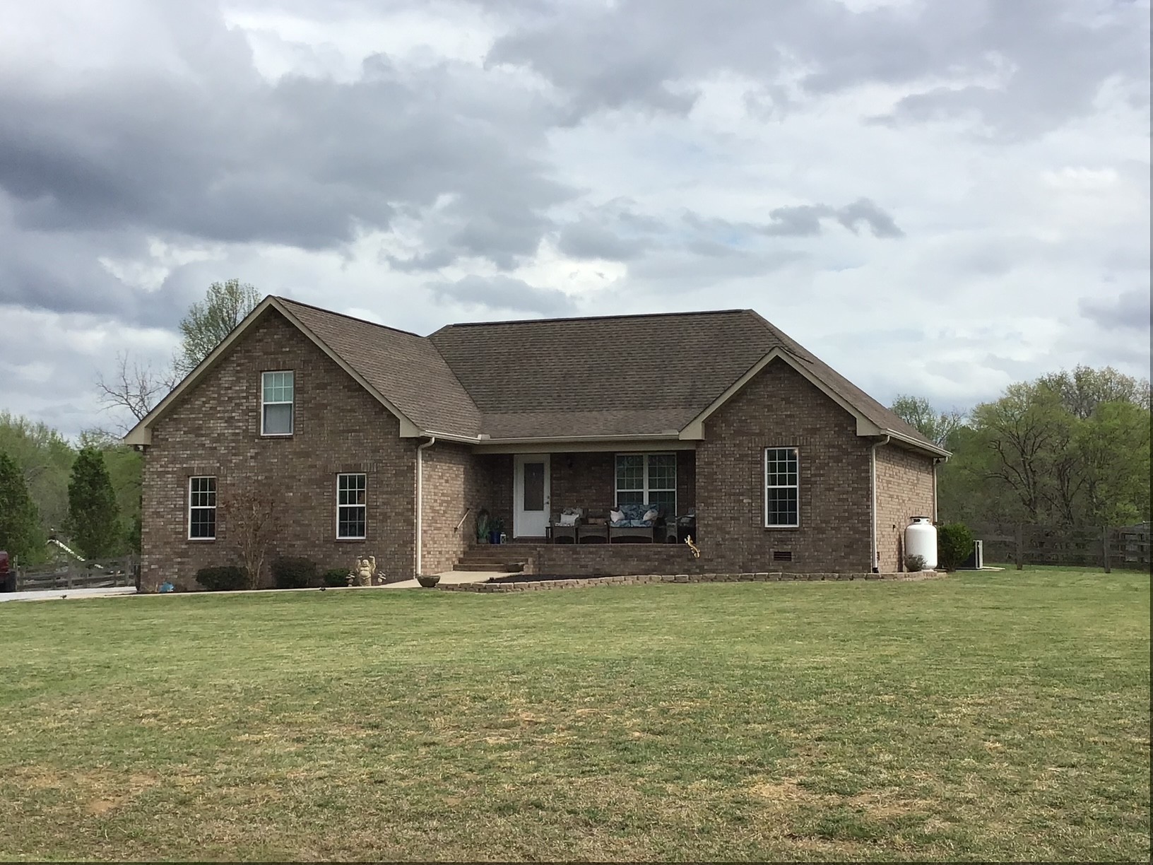 8960 New Chapel Road, Springfield, TN 37172
