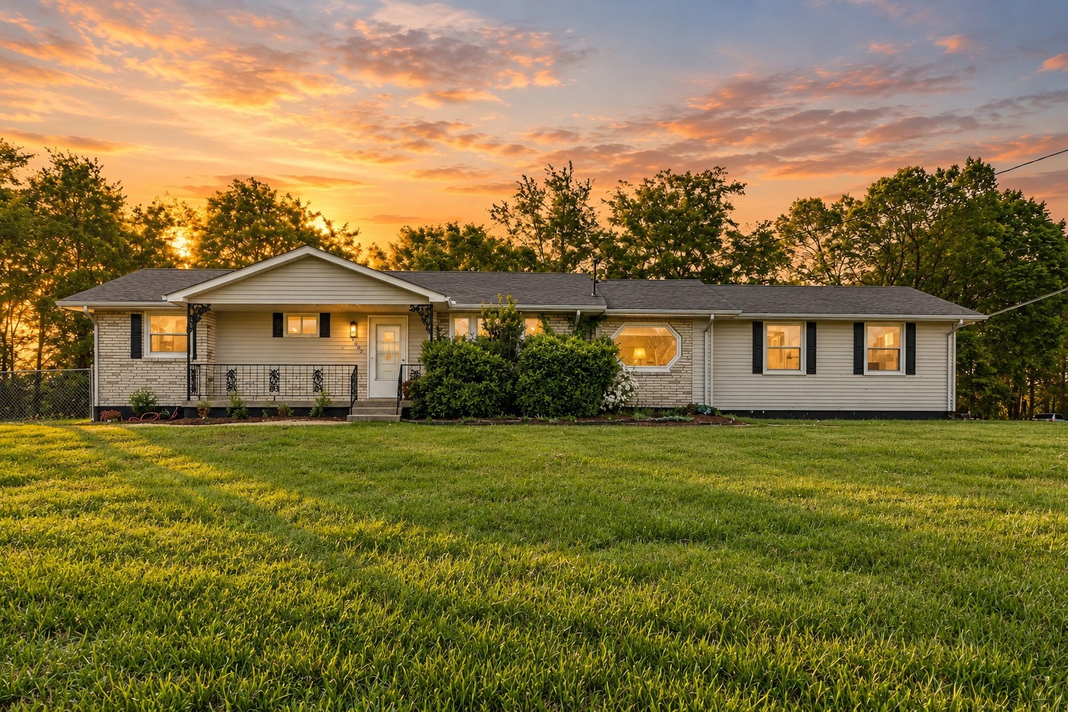 1003 Twin Creek Rd — photo