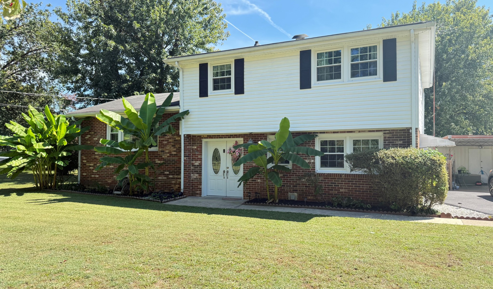 1834 Greerson Ct — photo
