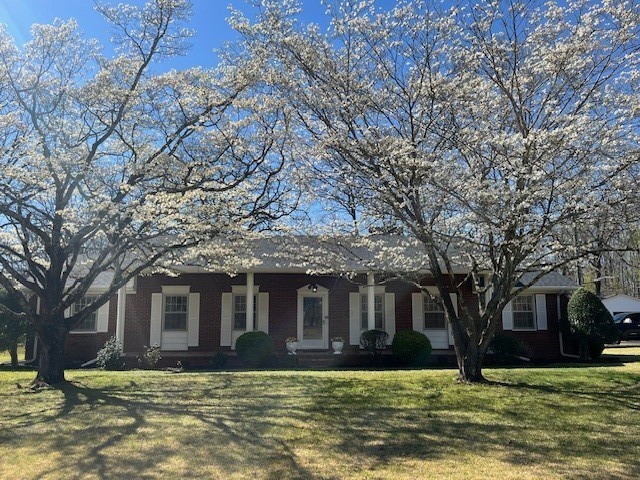 1386 Chisholm Road, Cypress Inn, TN 38452 — photo 2