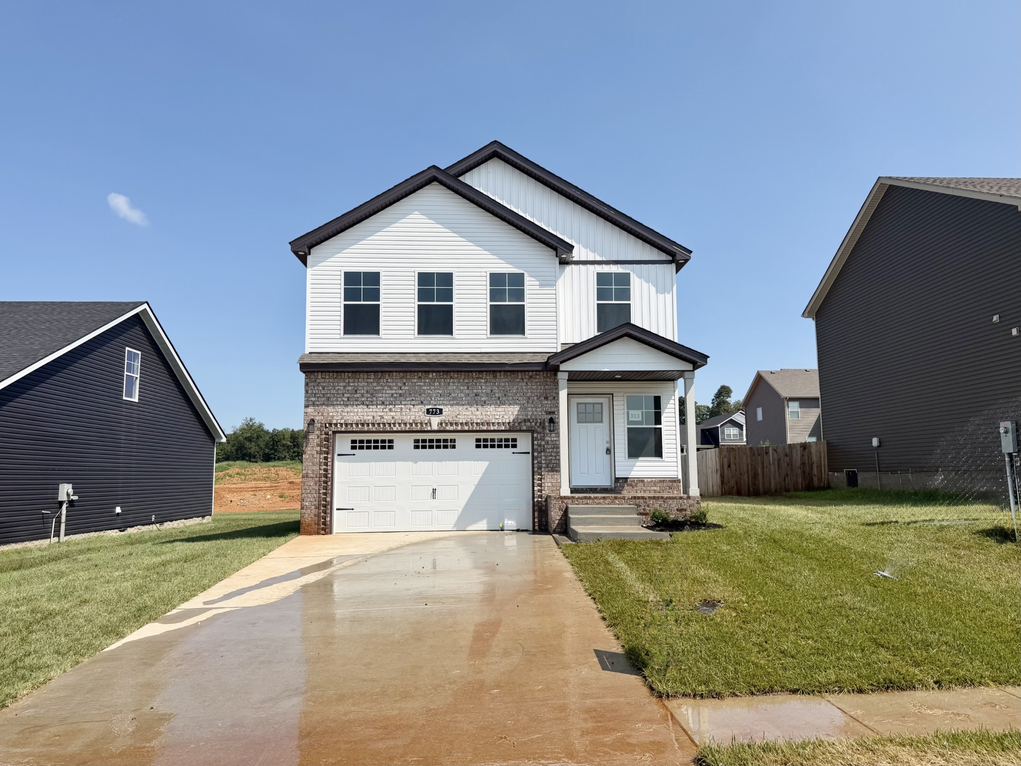 313 Cardinal Creek — photo