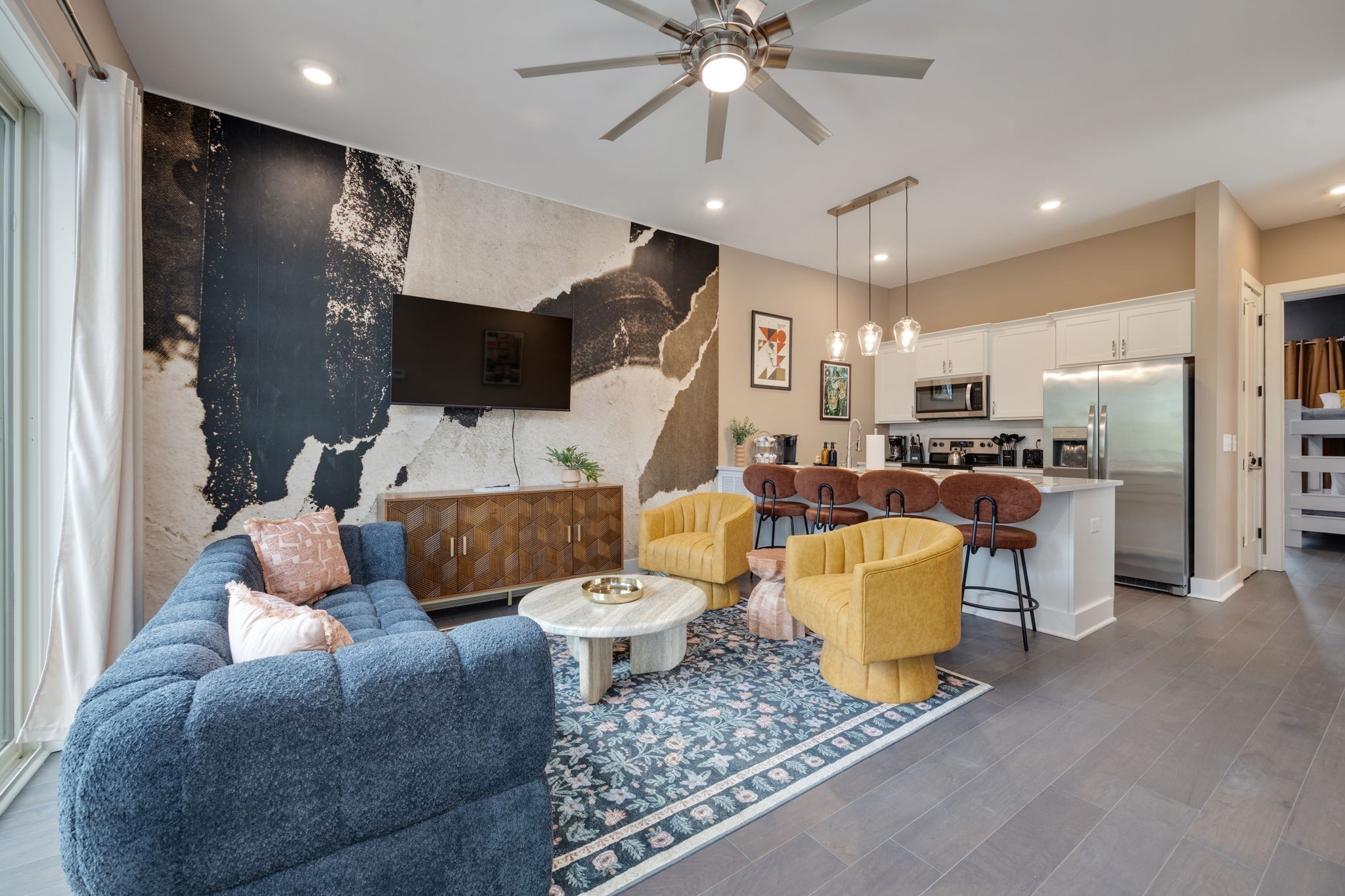 2719 Alameda St 101 — photo