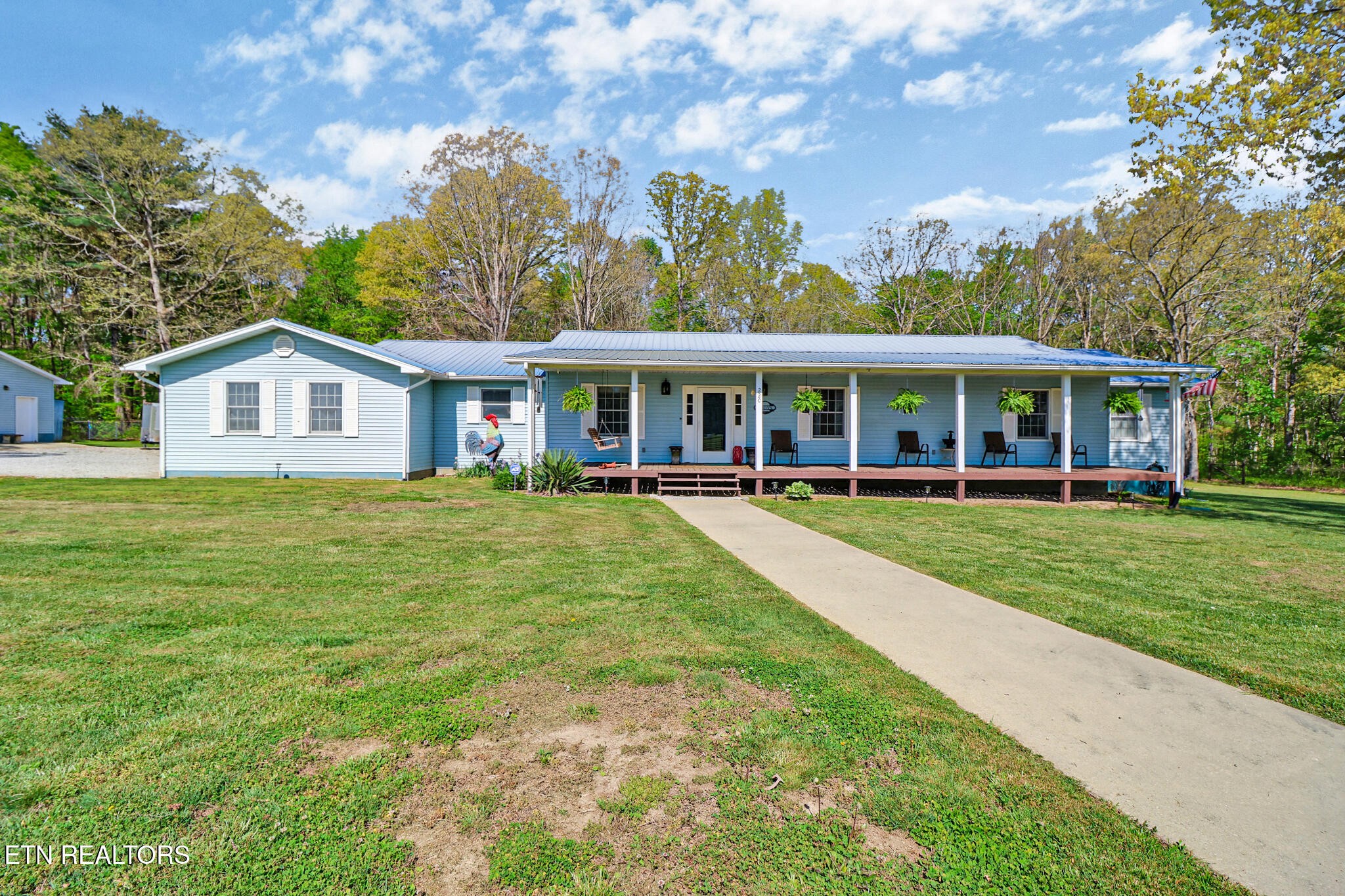 220 Old Gatewood Ford Rd — photo