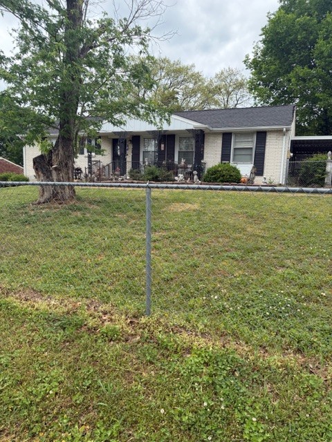 303 Marita Ave — photo