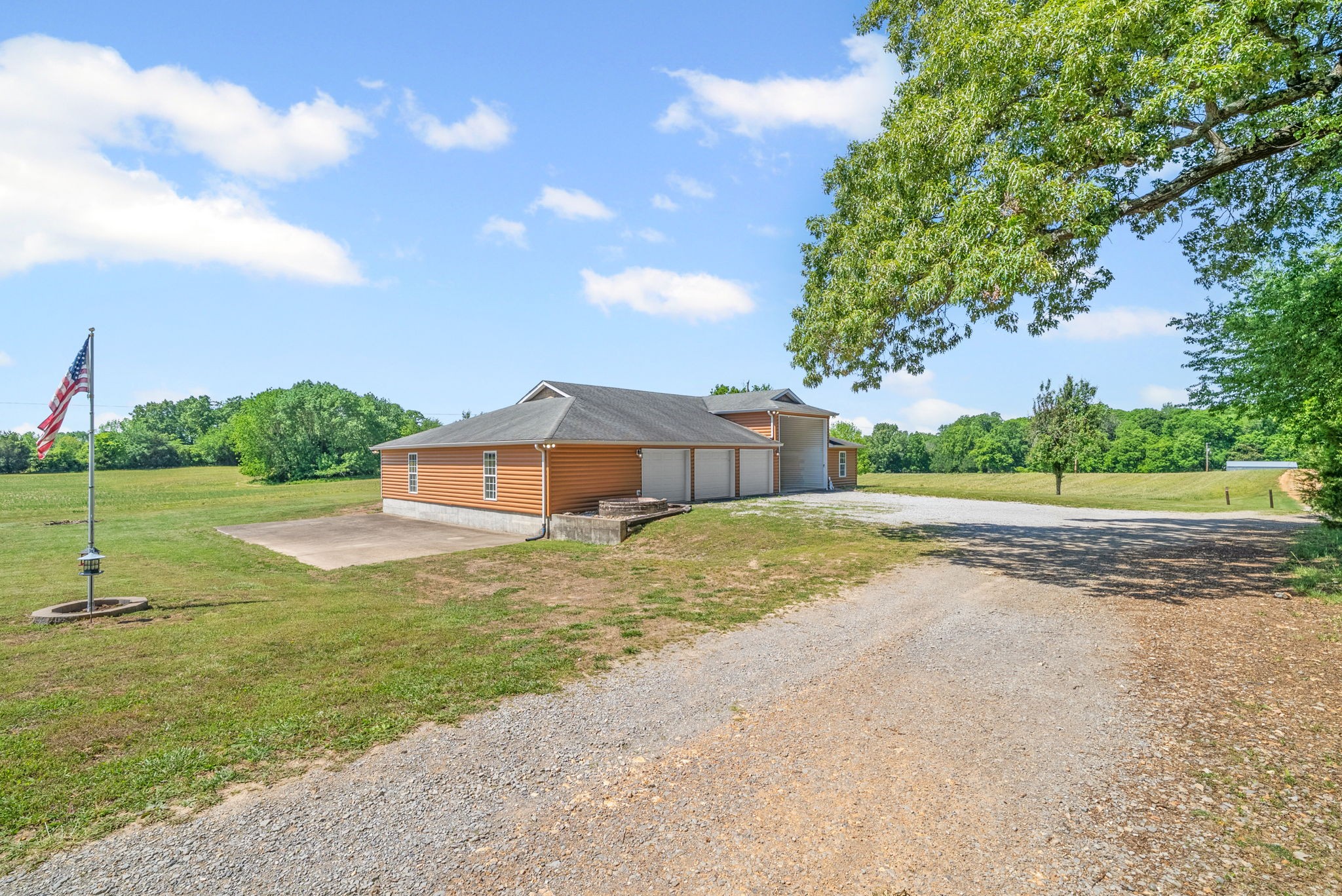6026 Buzzard Creek Rd — photo