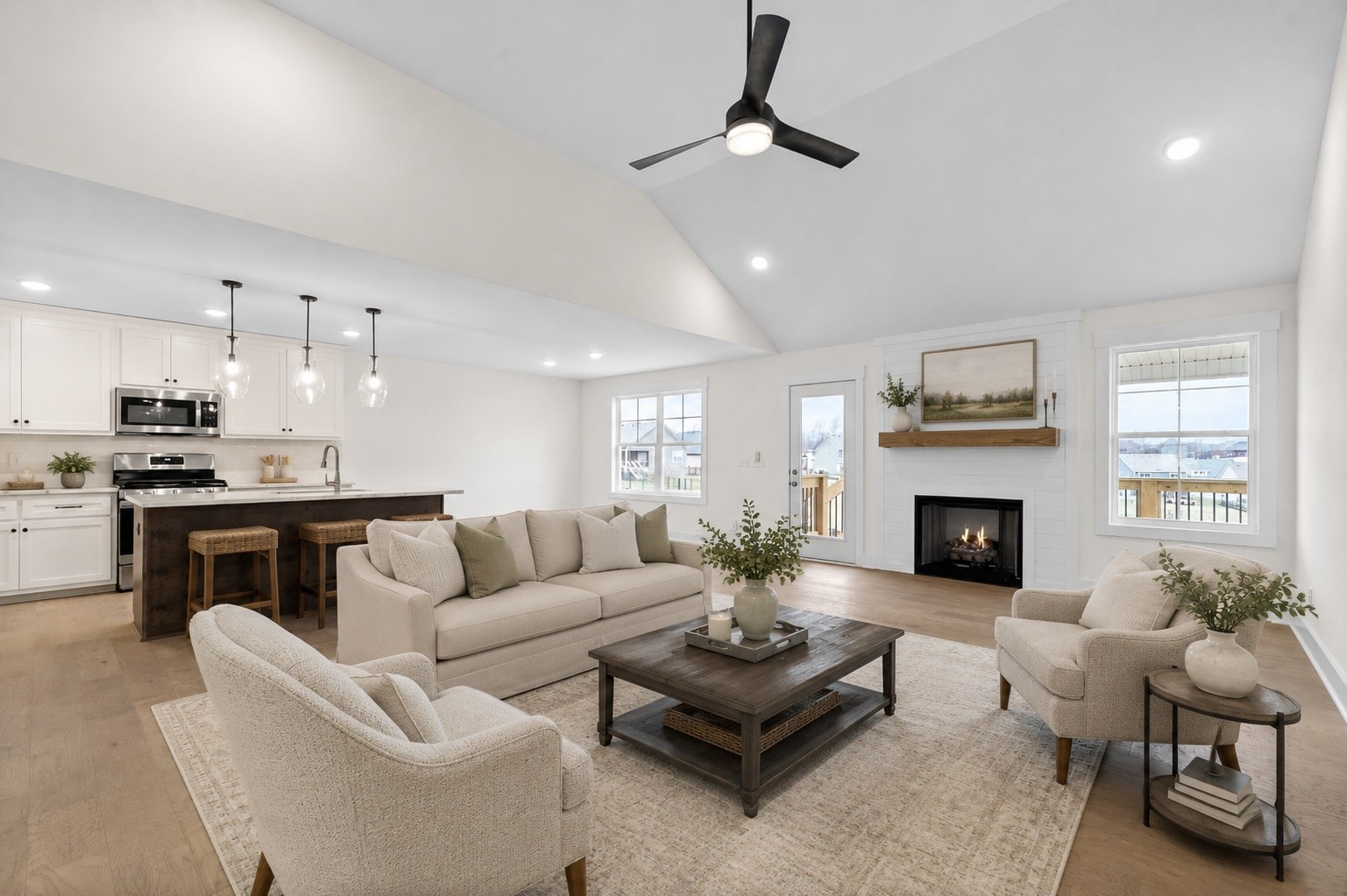 937 Bankside Dr — photo