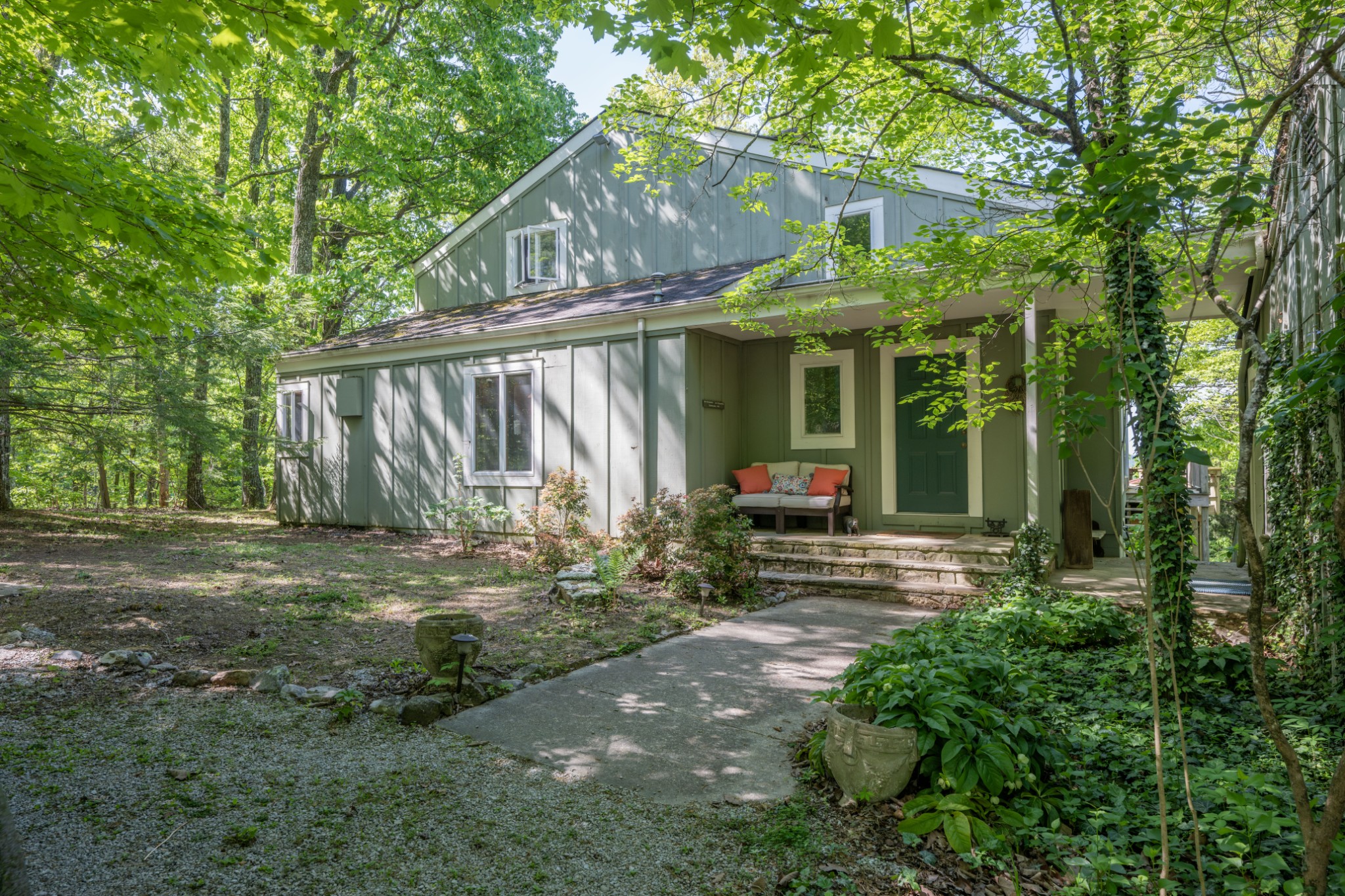 3442 Sherwood Rd — photo