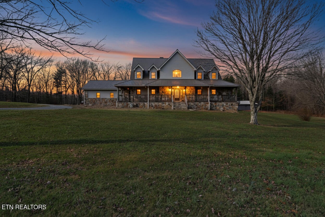 815 York Rd — photo