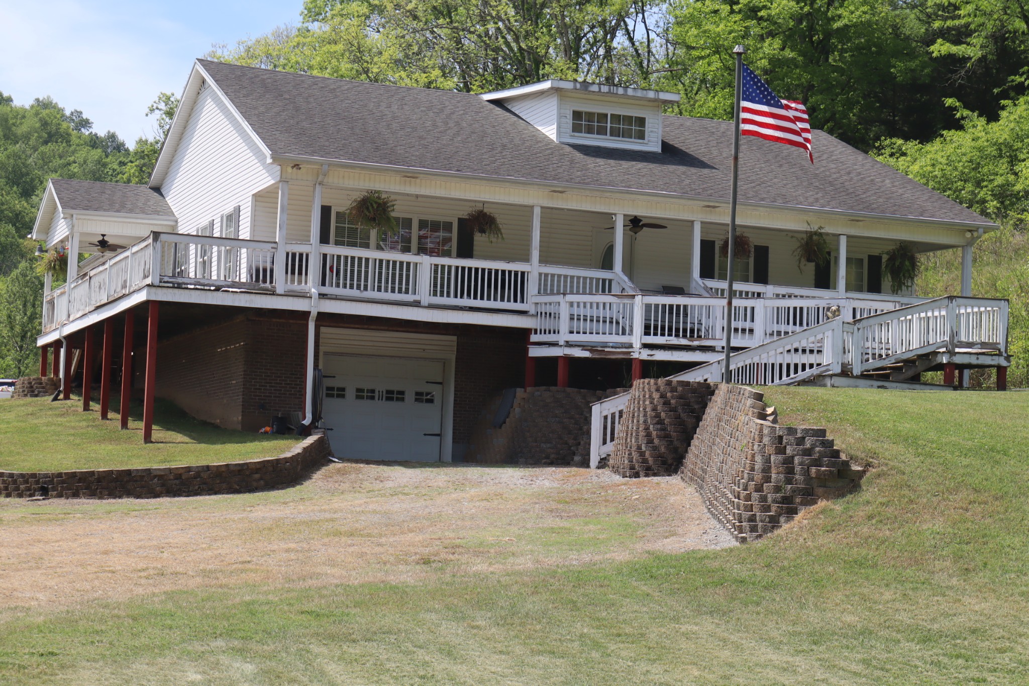 341 Pumpkin Hollow Rd — photo