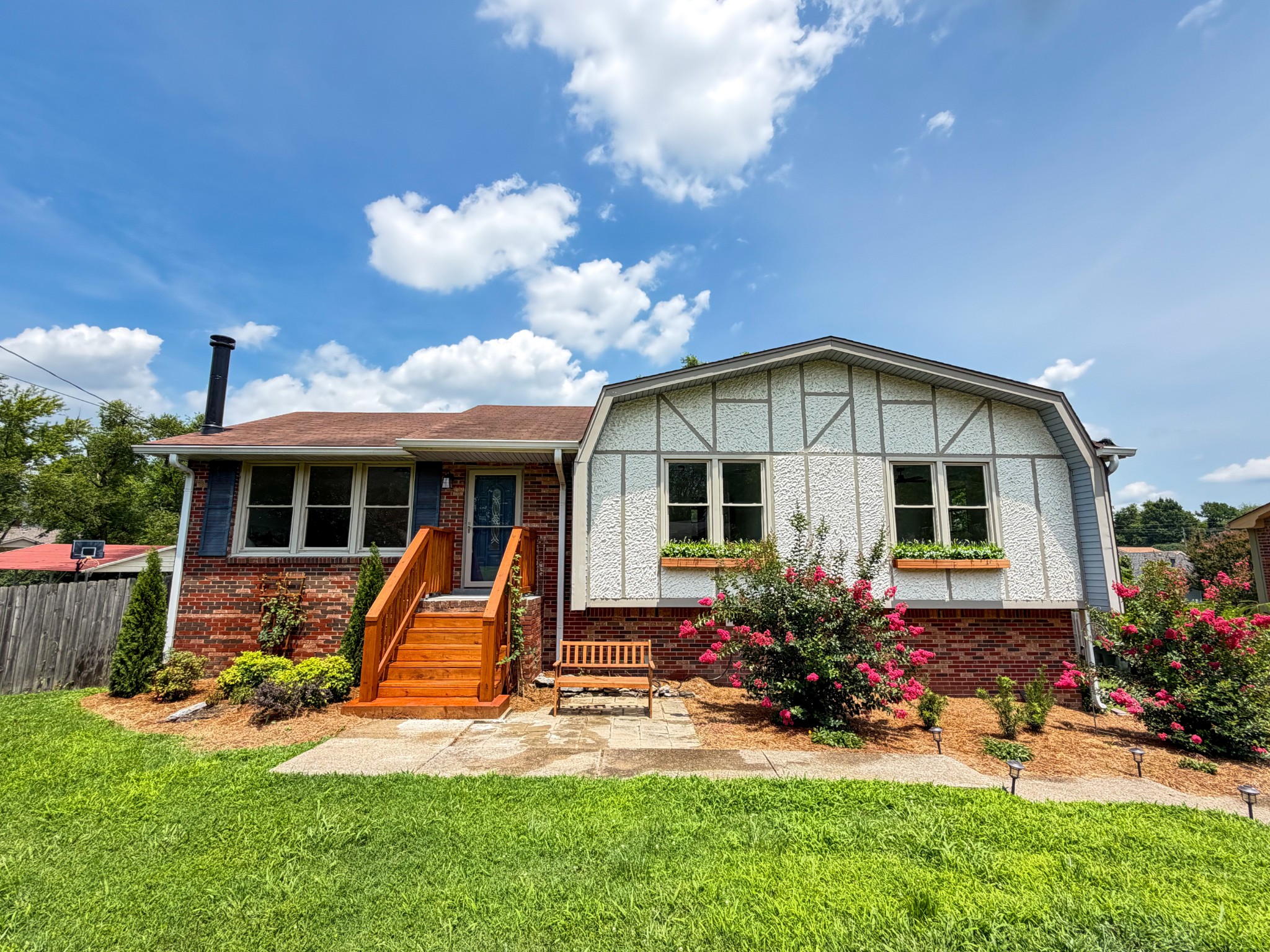 119 Susan Dr — photo