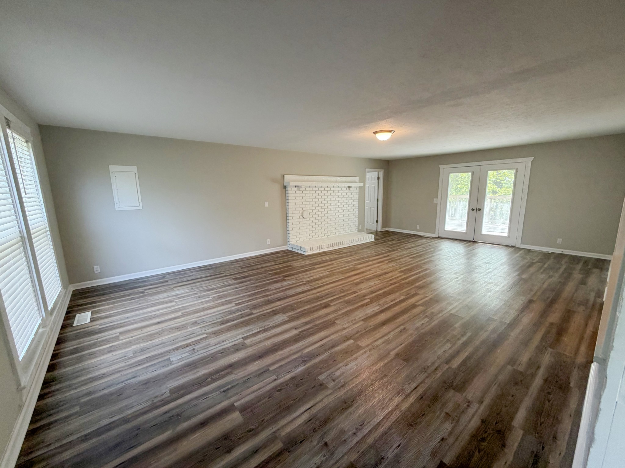 159 W Hester Road, Cottontown, TN 37048 — photo 3