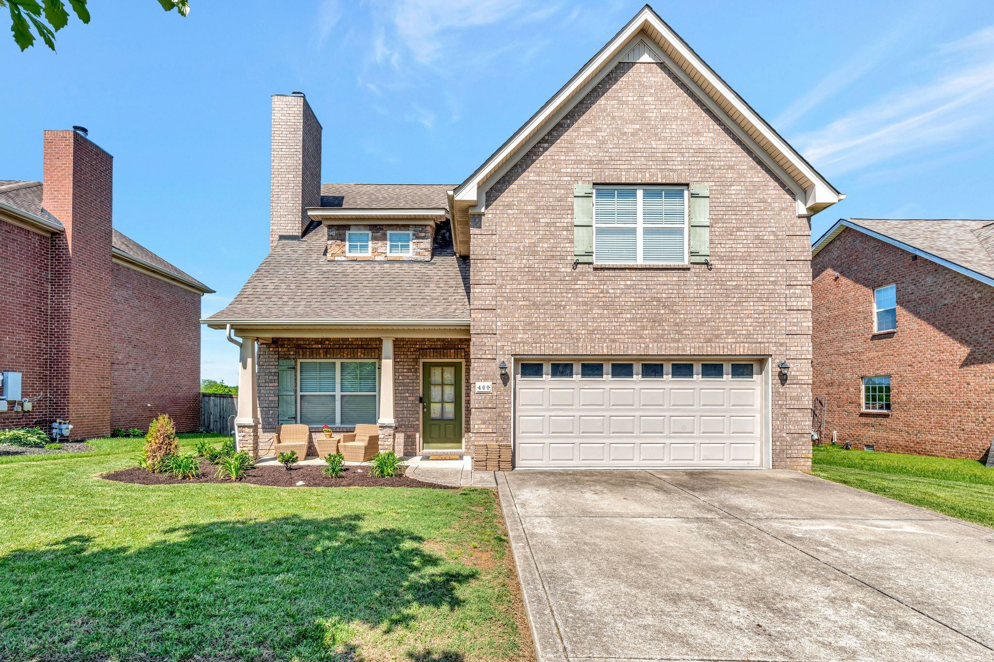 400 Stratford Park Blvd — photo