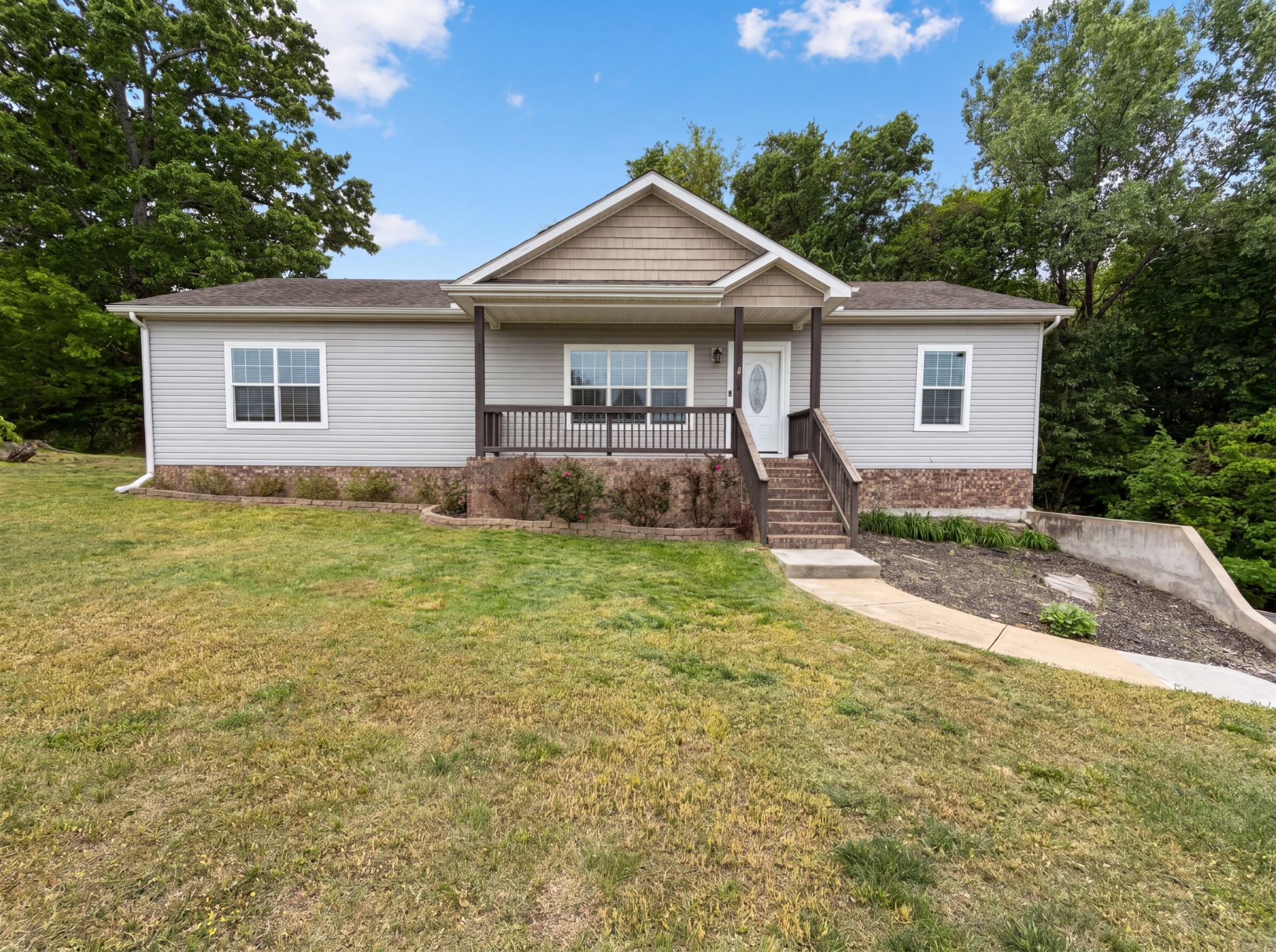2217 Caleb Dr — photo