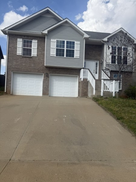 613 Snowshoe Ln — photo