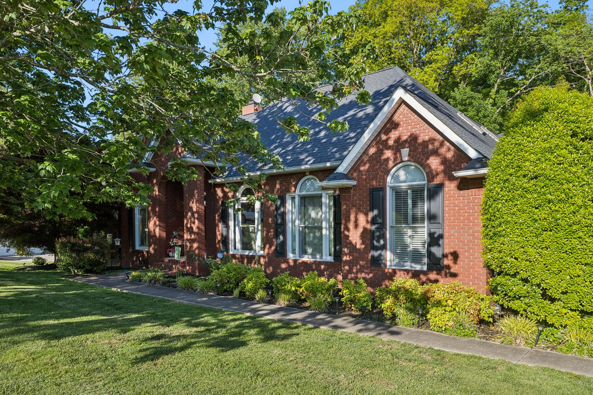 46 Deerfield Ct — photo