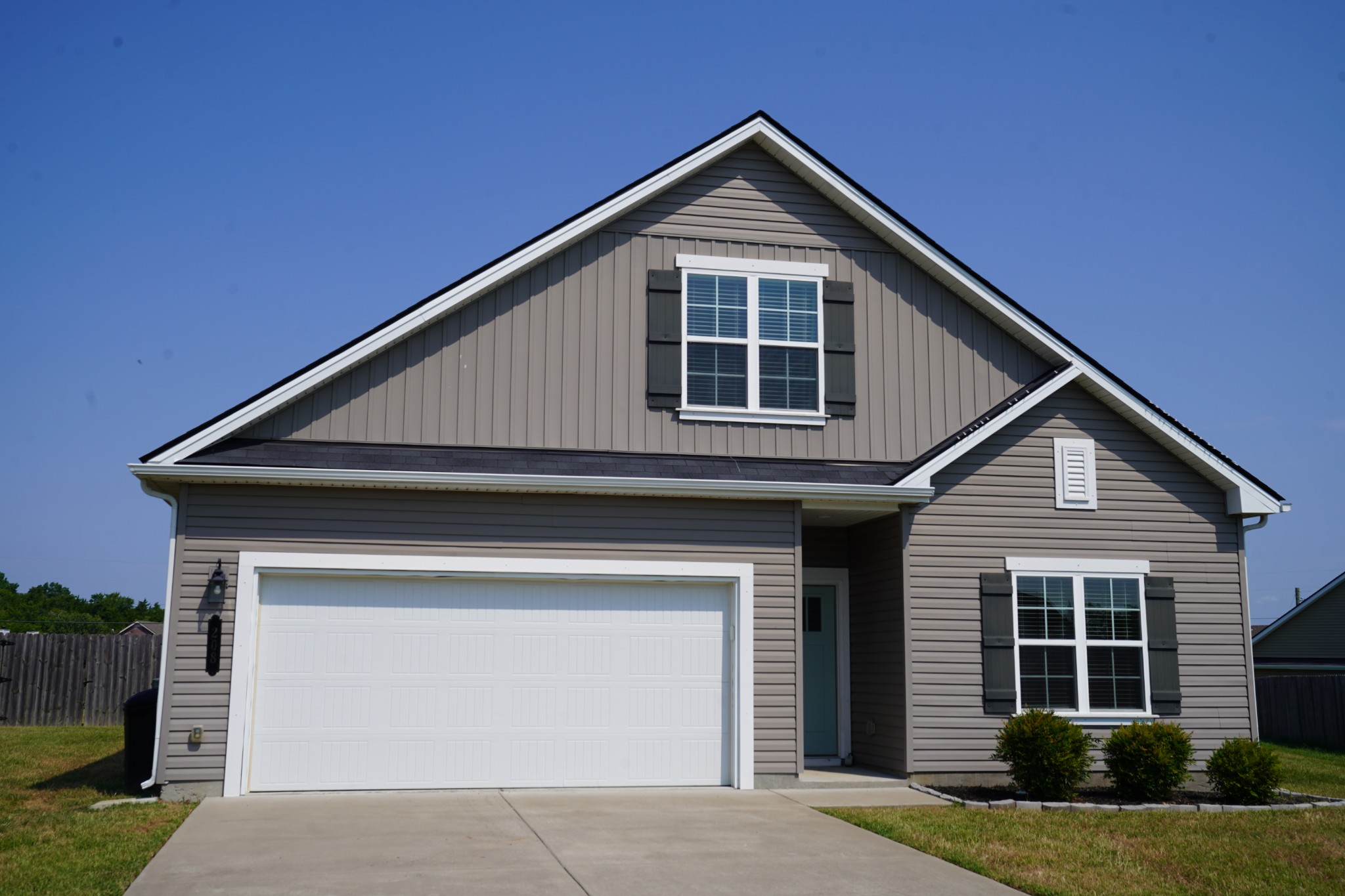 208 Biraj Ct — photo