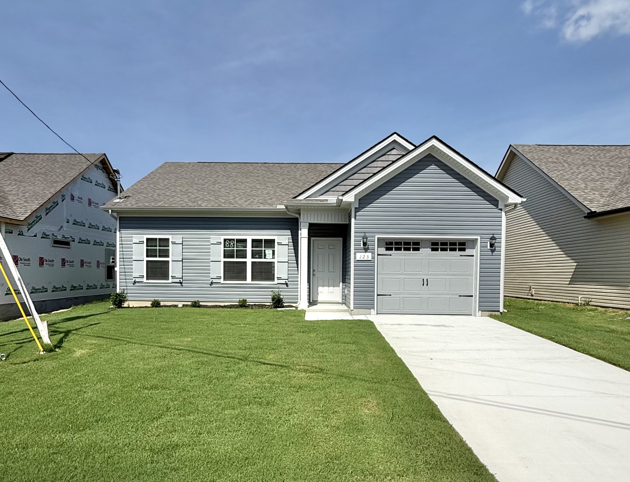 88 Stonehenge Cir — photo