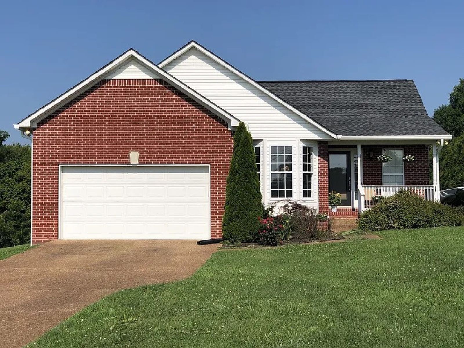 2301 Clara Mathis Road, Spring Hill, TN 37174