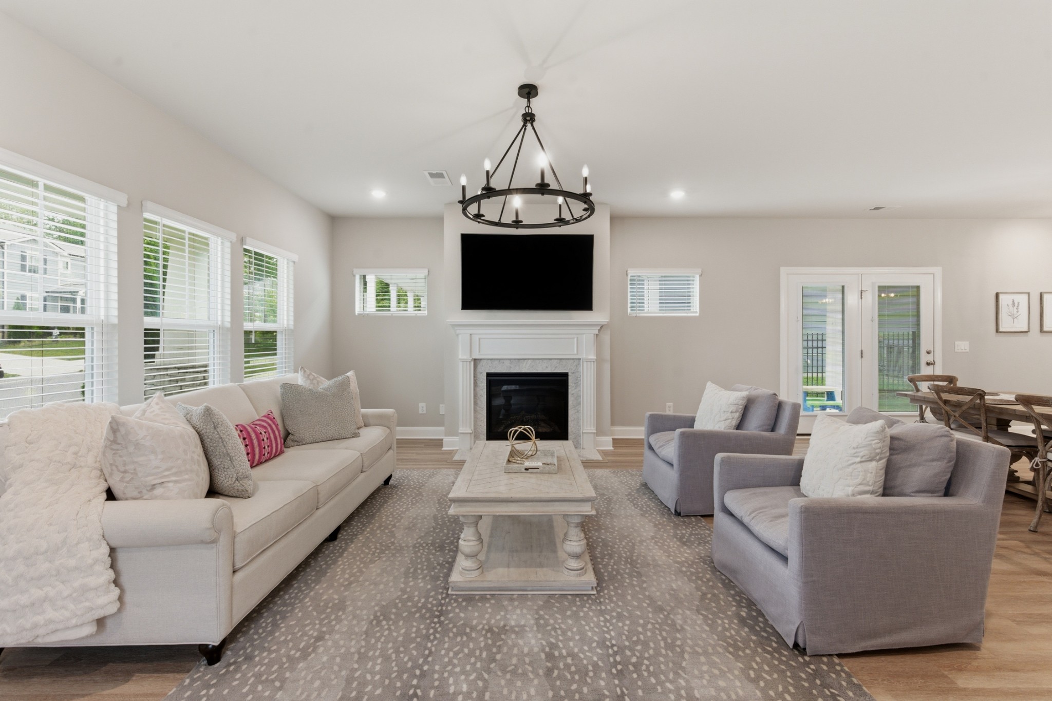 3604 Four Leaf Way — photo