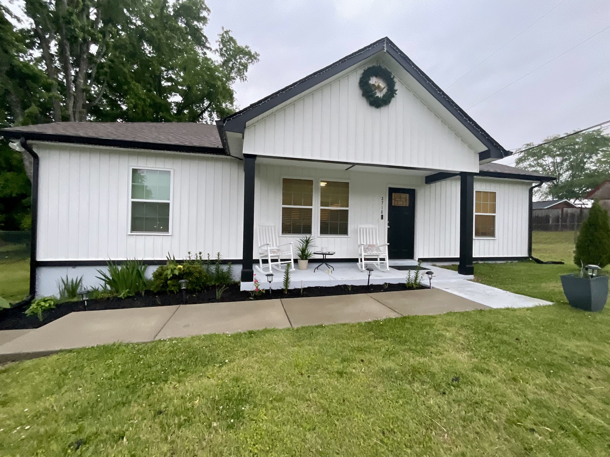 2718 Driftwood Dr — photo