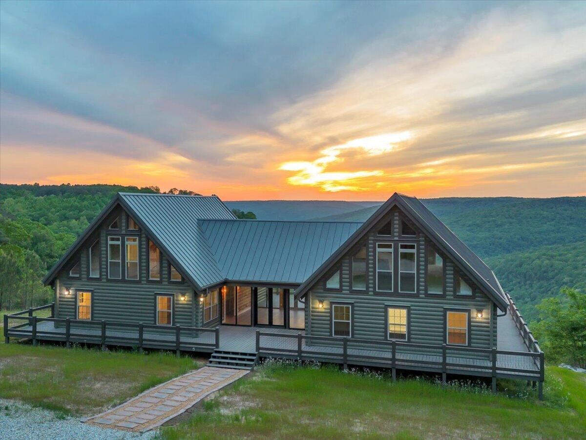 315 Morris Point Lane — photo