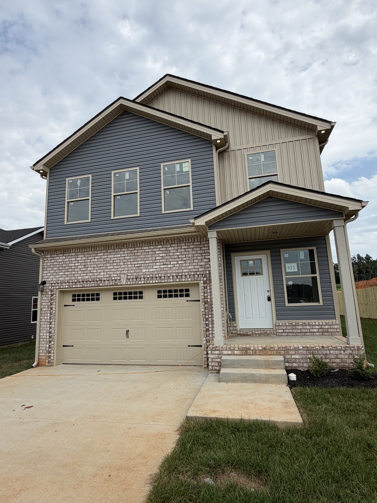 321 Cardinal Creek — photo