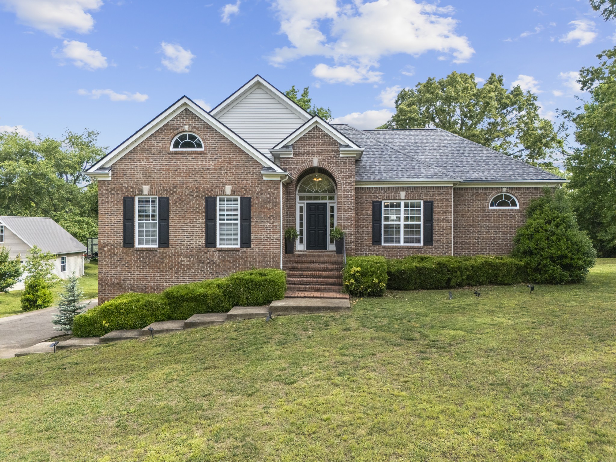 202 Contrary Road, Burns, TN 37029