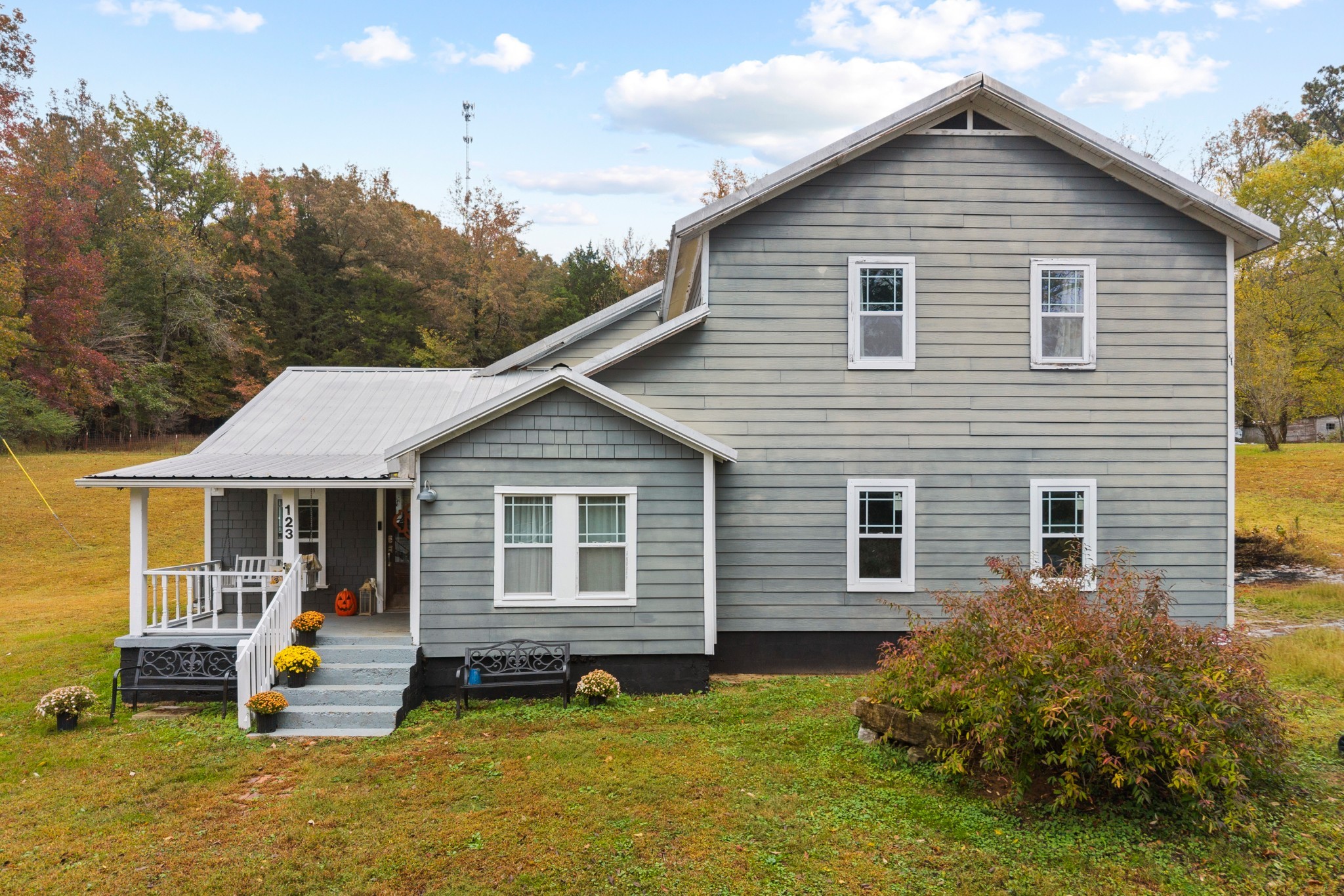 123 Brewer Dr — photo