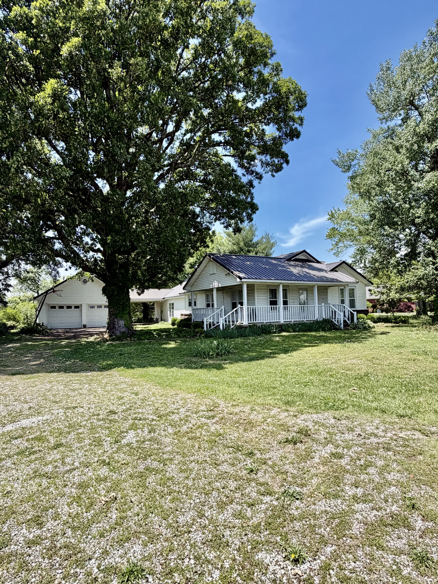 325 Rabbit Trail Road, Leoma, TN 38468 — photo 2