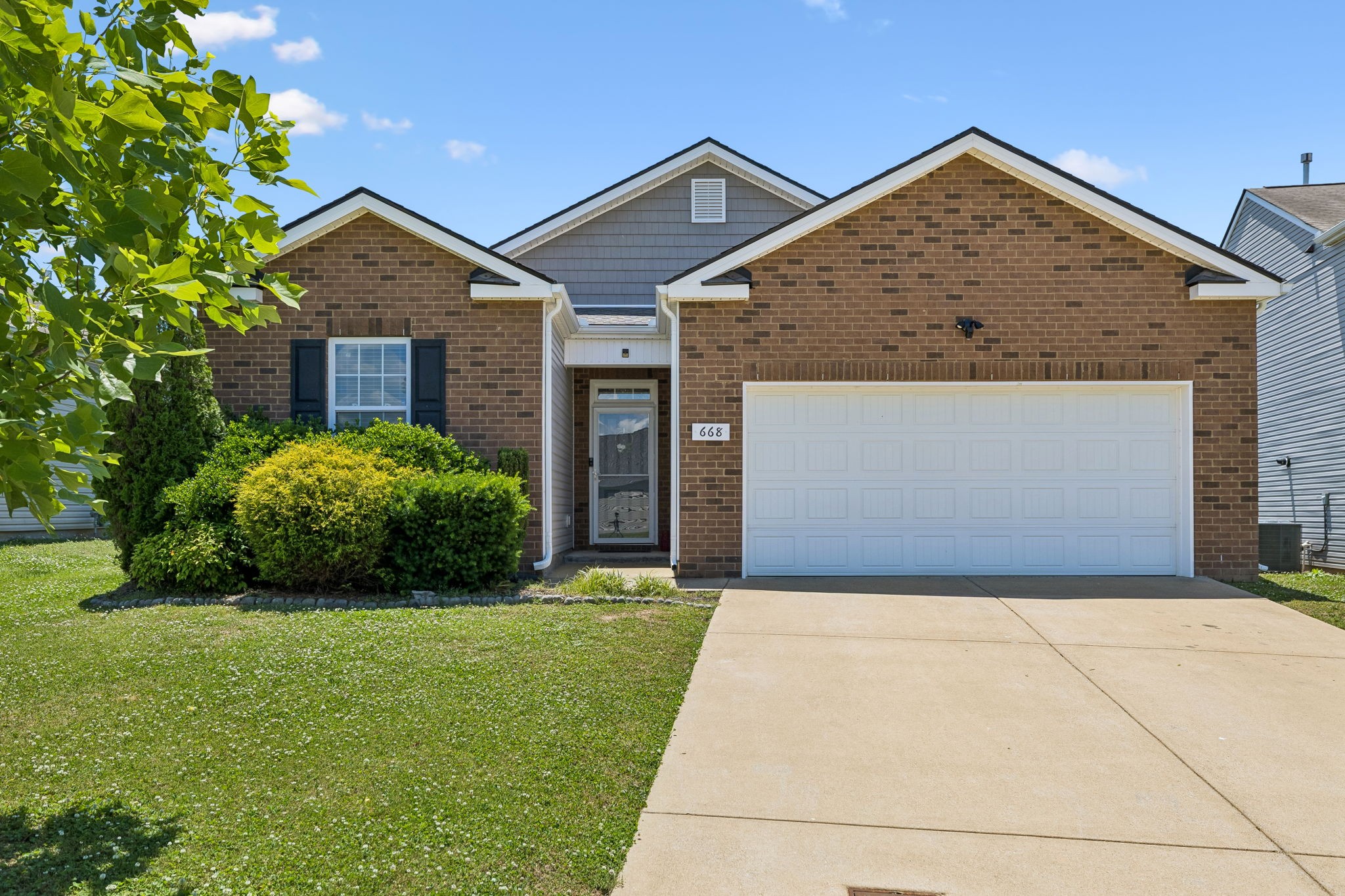 668 Prominence Road, Columbia, TN 38401