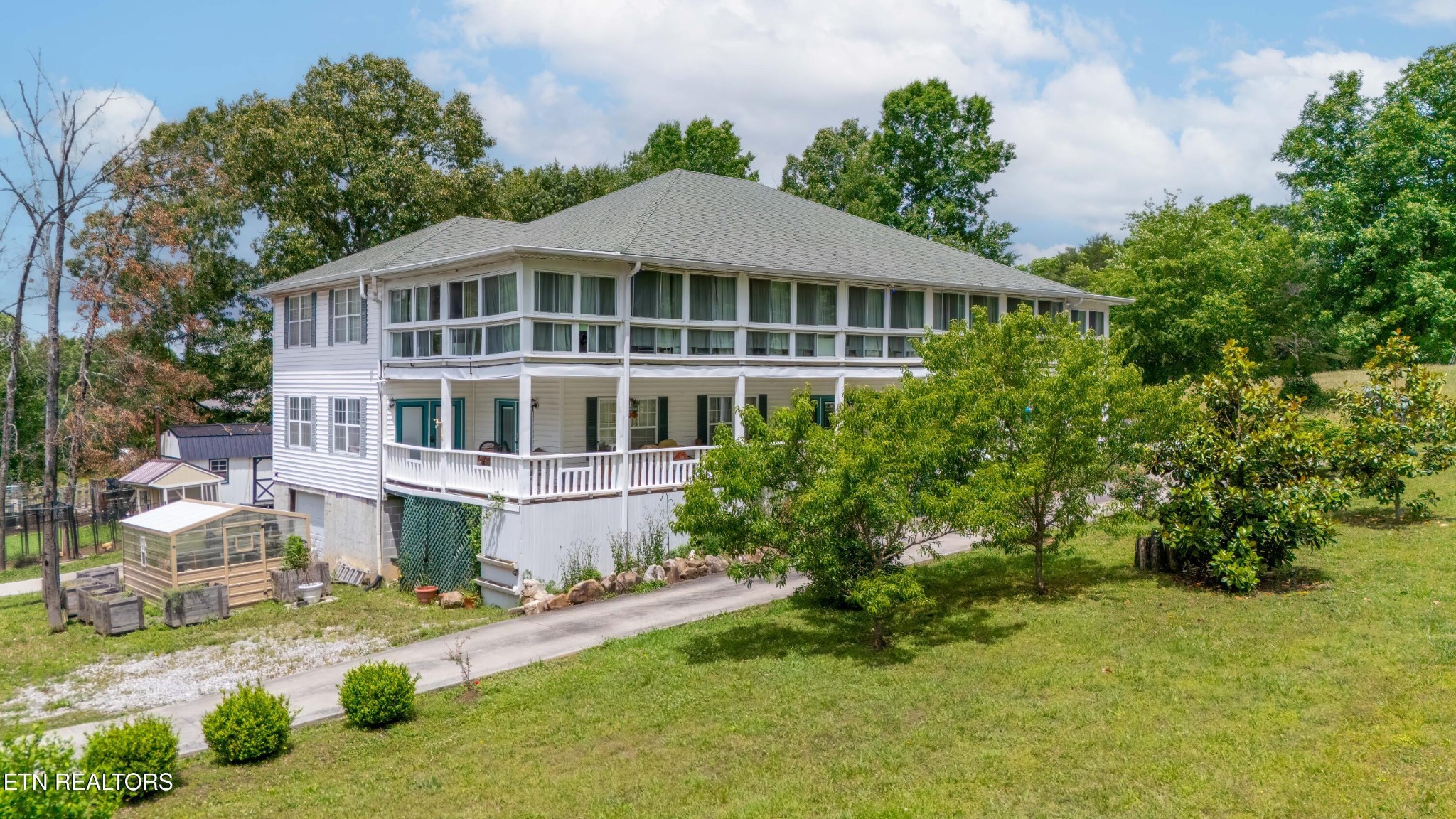 34 Rozzel Road, Pikeville, TN 37367 — photo 3