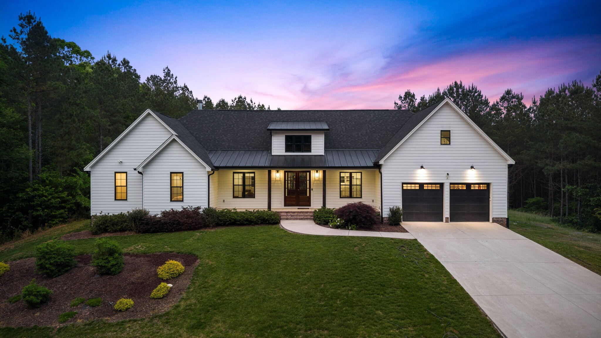 1618 Van Davis Road, NW — photo