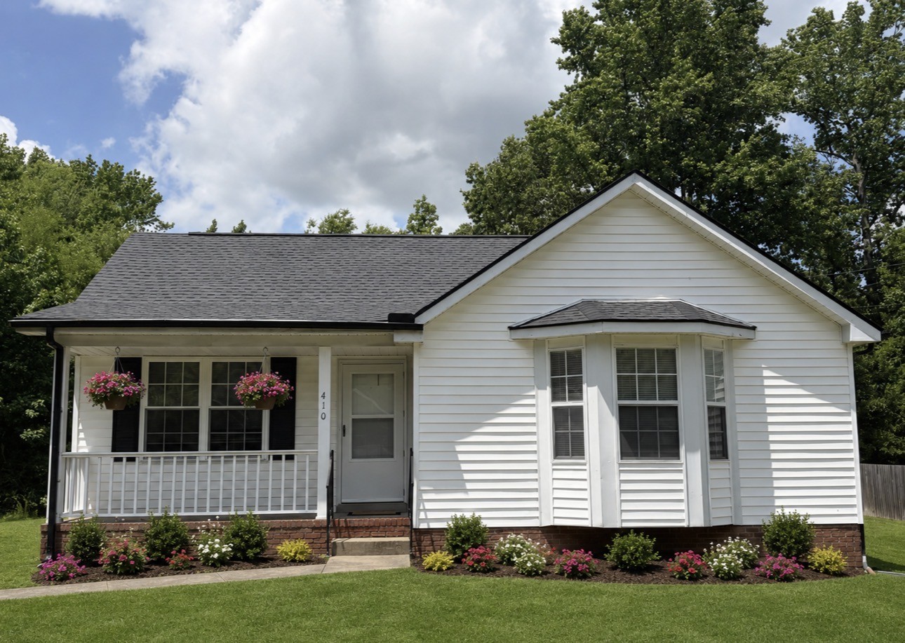 410 Roselawn Dr — photo