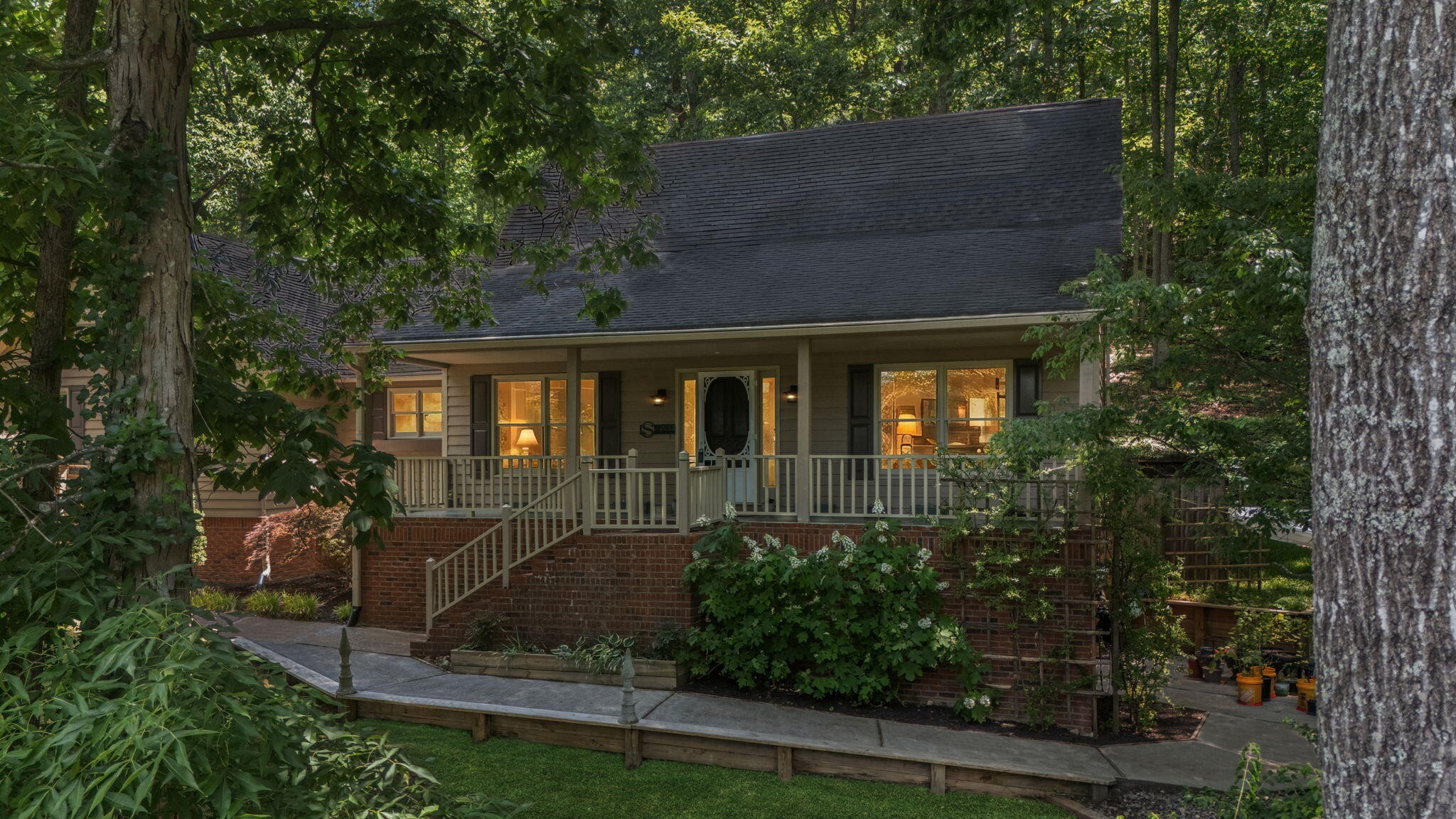 2013 Laurel Springs Drive, NW — photo