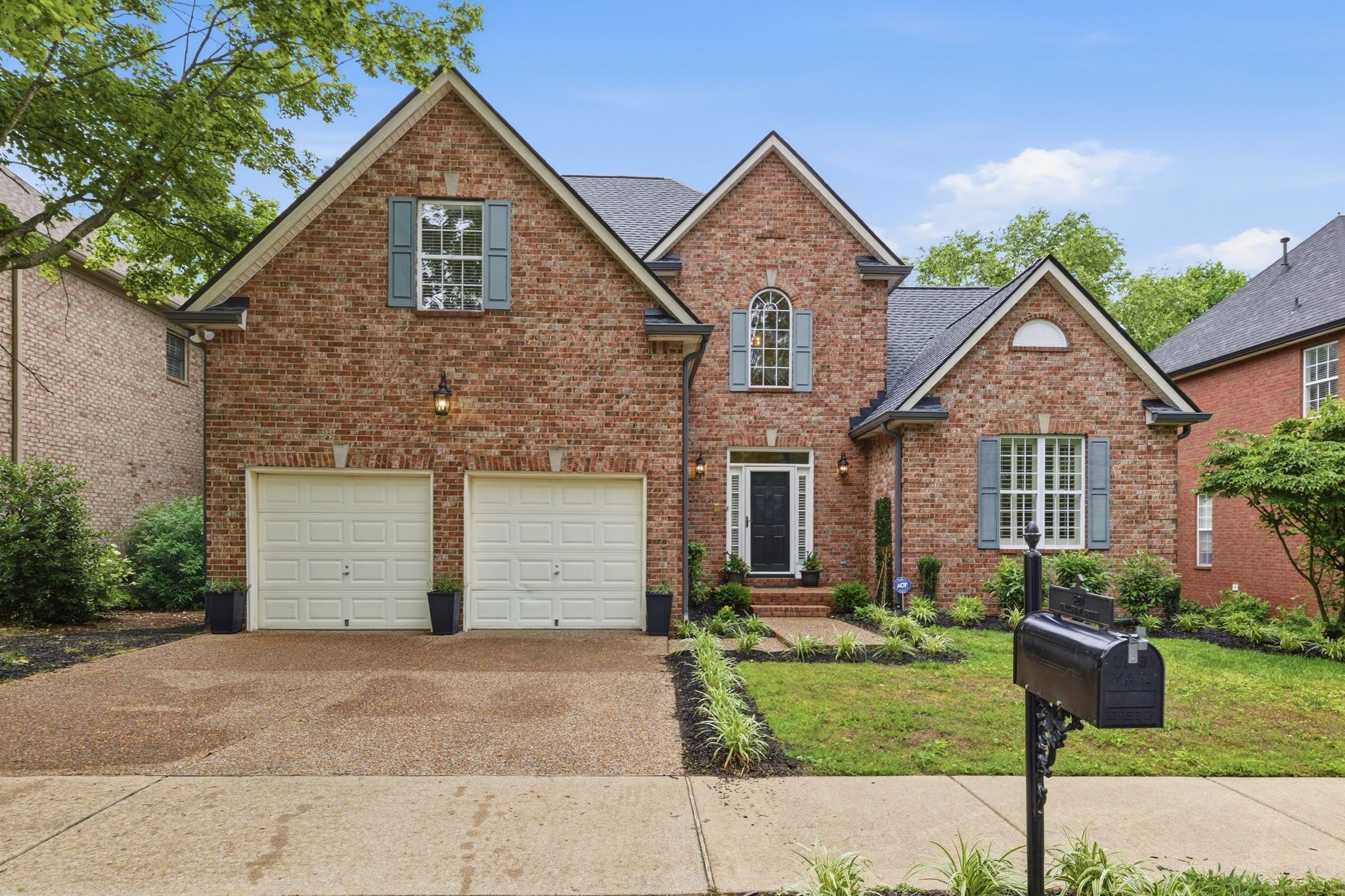 421 Galloway Dr — photo