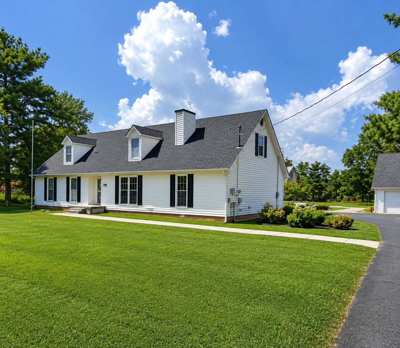 107 Candlewood Est — photo