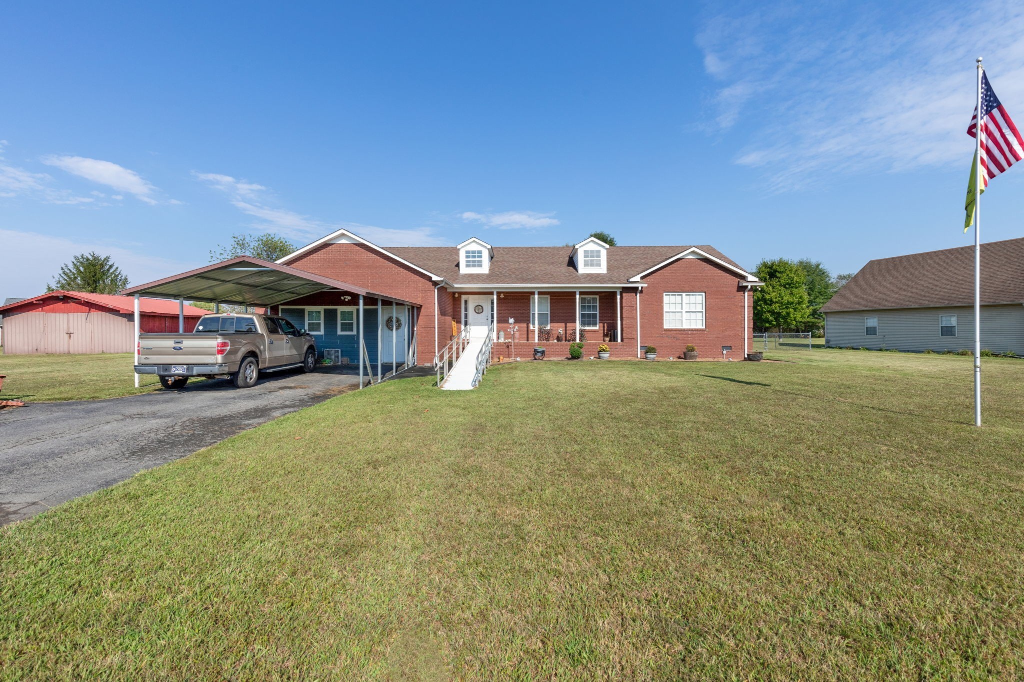 493 Maple Springs Rd — photo