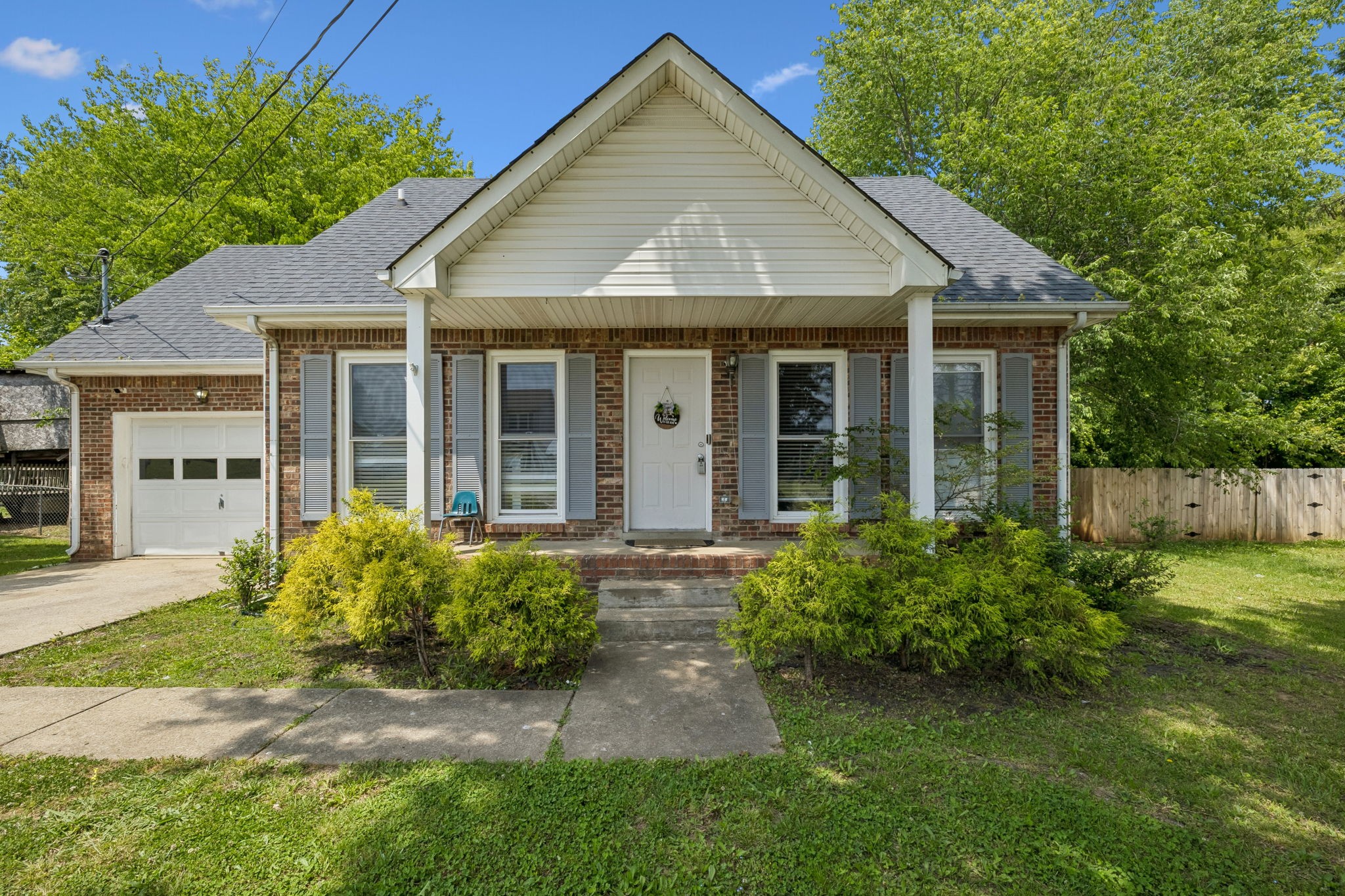 1036 Roedeer Dr — photo