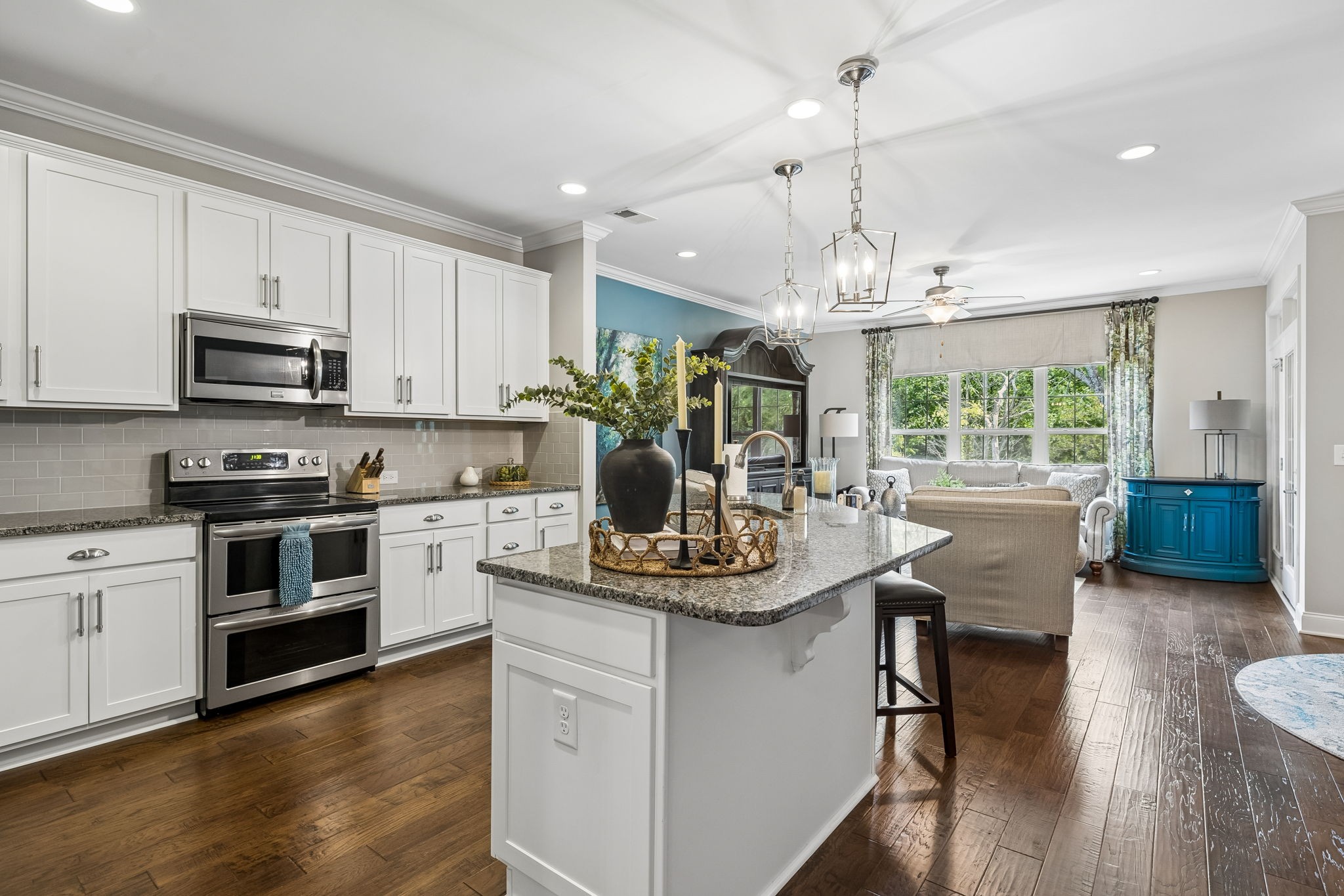 1010 Callaway Dr — photo