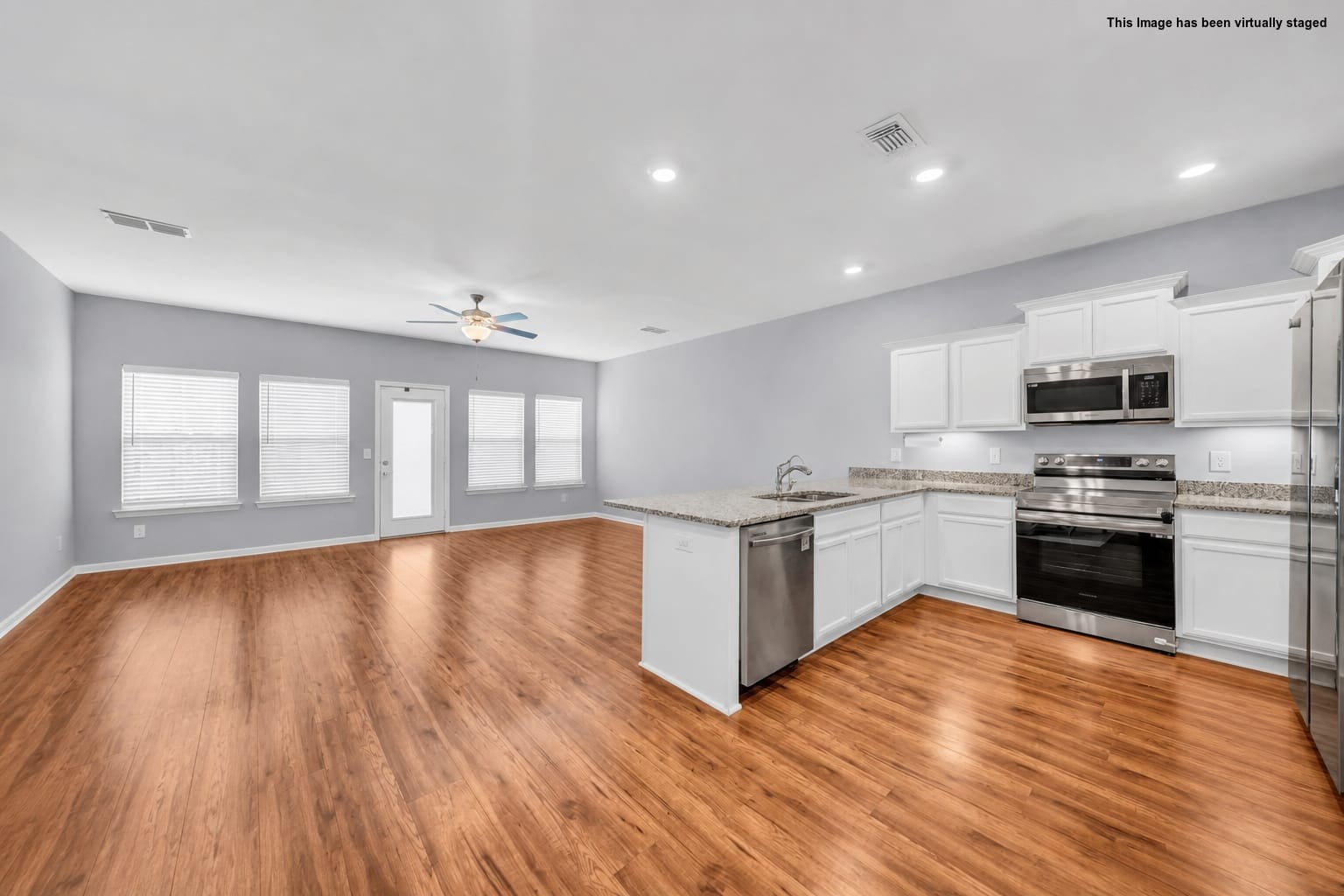 5613 Dockside Dr — photo