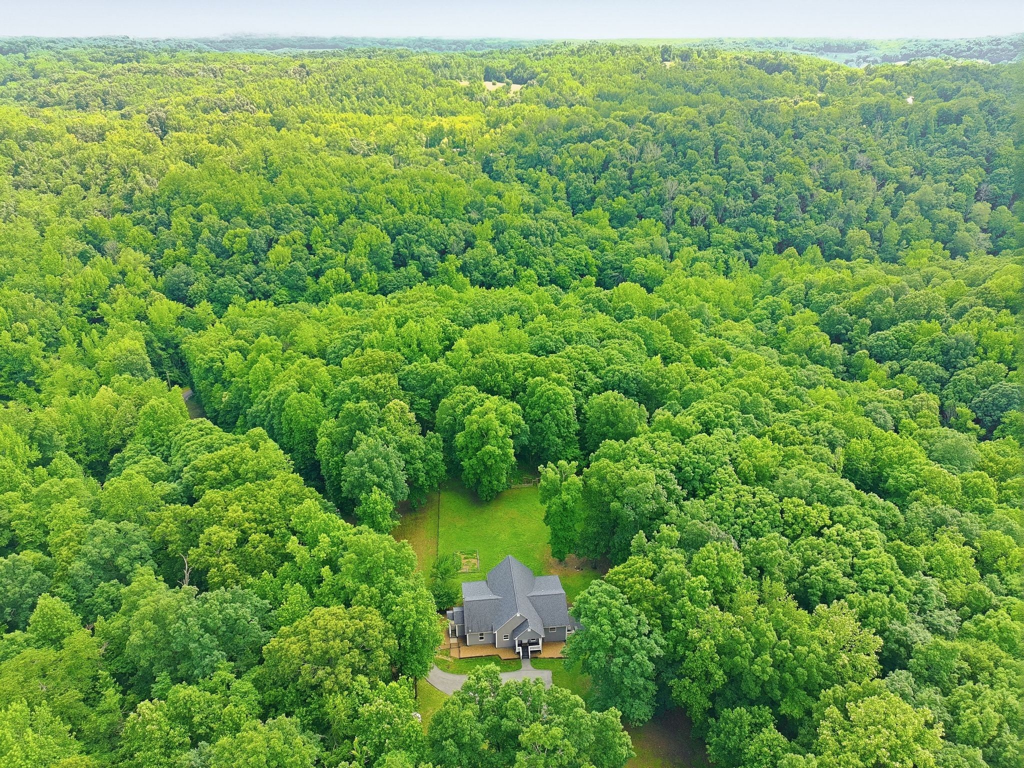 1828 Sugar Ridge Rd — photo