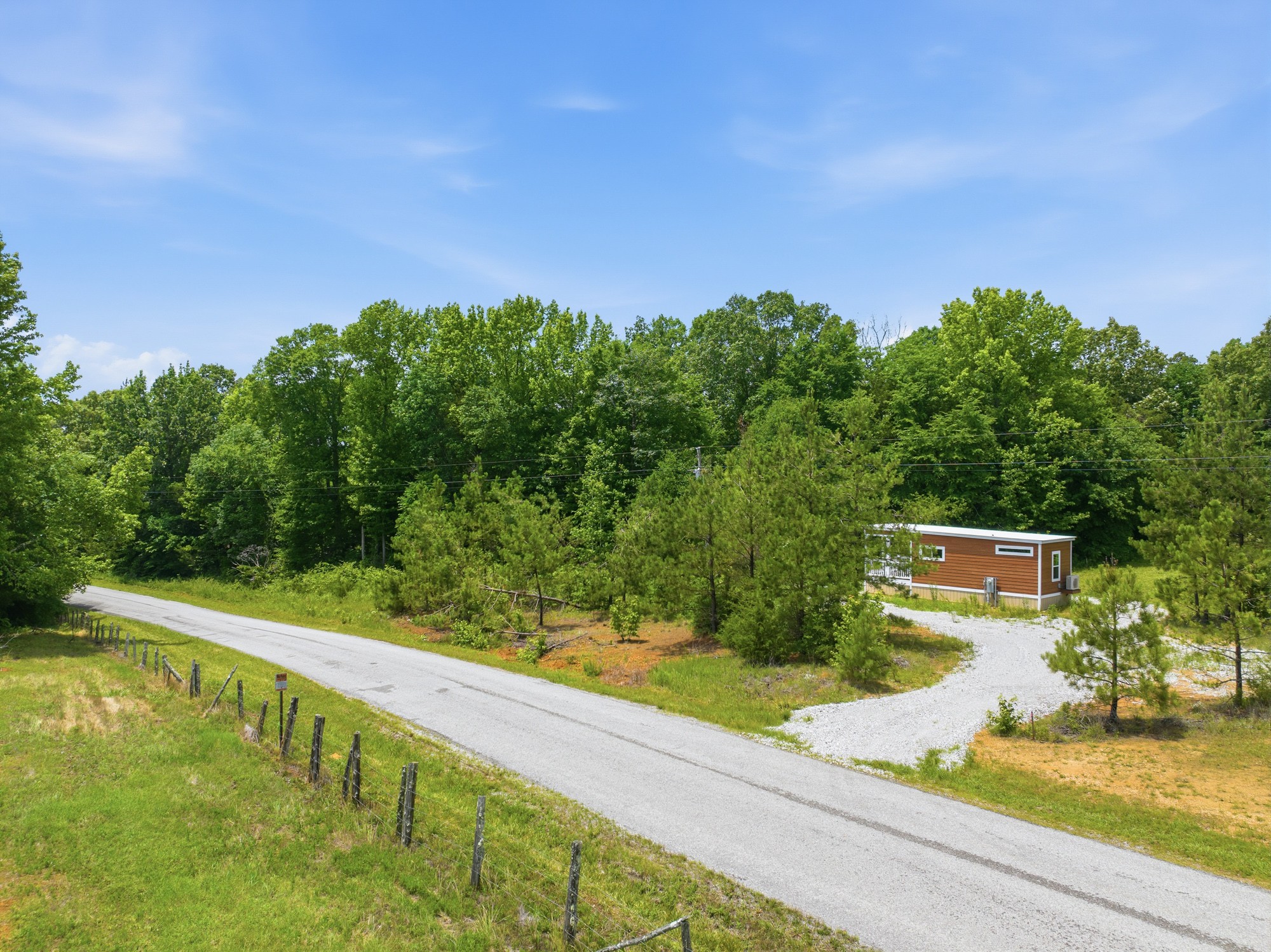 800 Smith Chapel Road, Decaturville, TN 38329 — photo 2