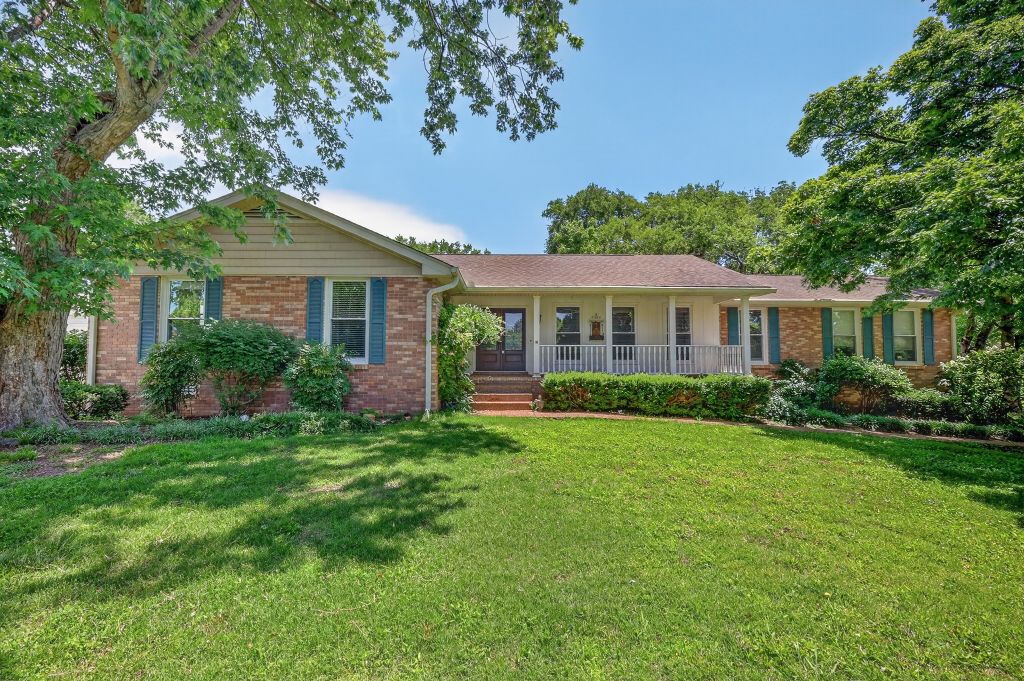 111 Countrywood Dr — photo