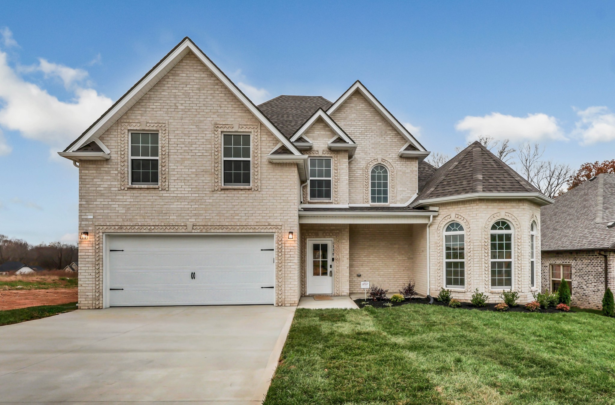 1338 English Oak Dr — photo