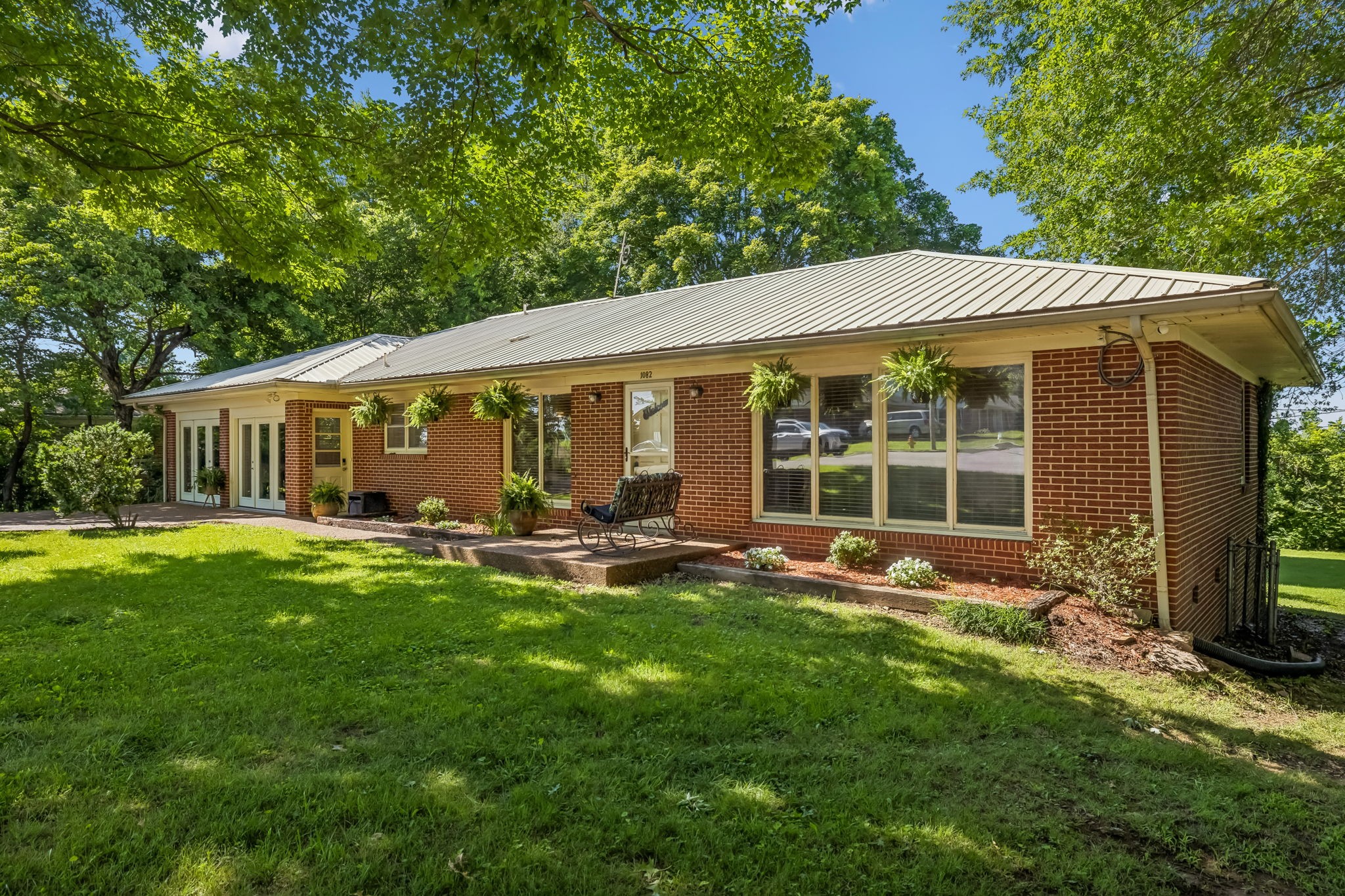 1082 Rolling Fields Cir — photo