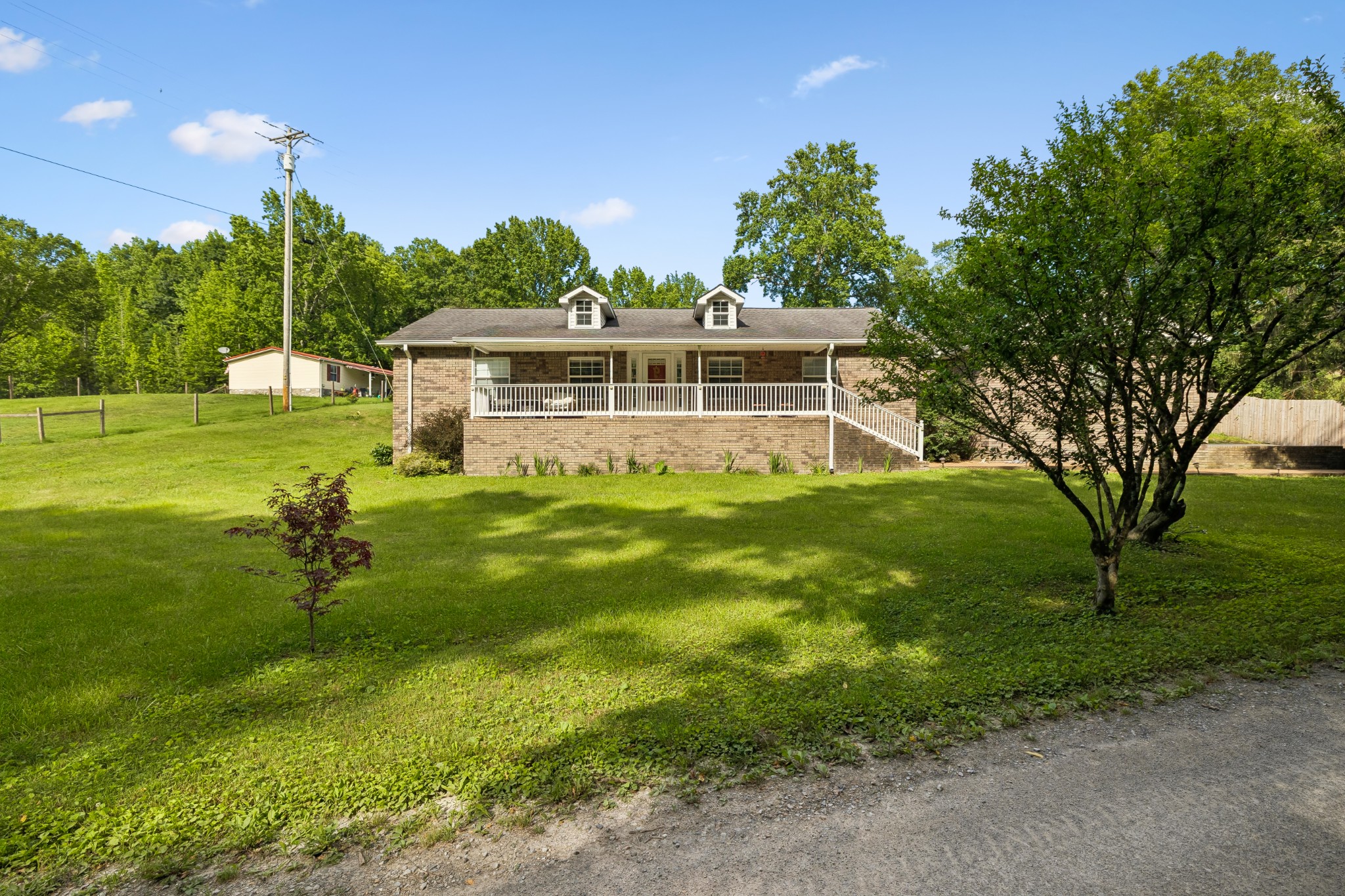 698 Tooley Branch Rd — photo
